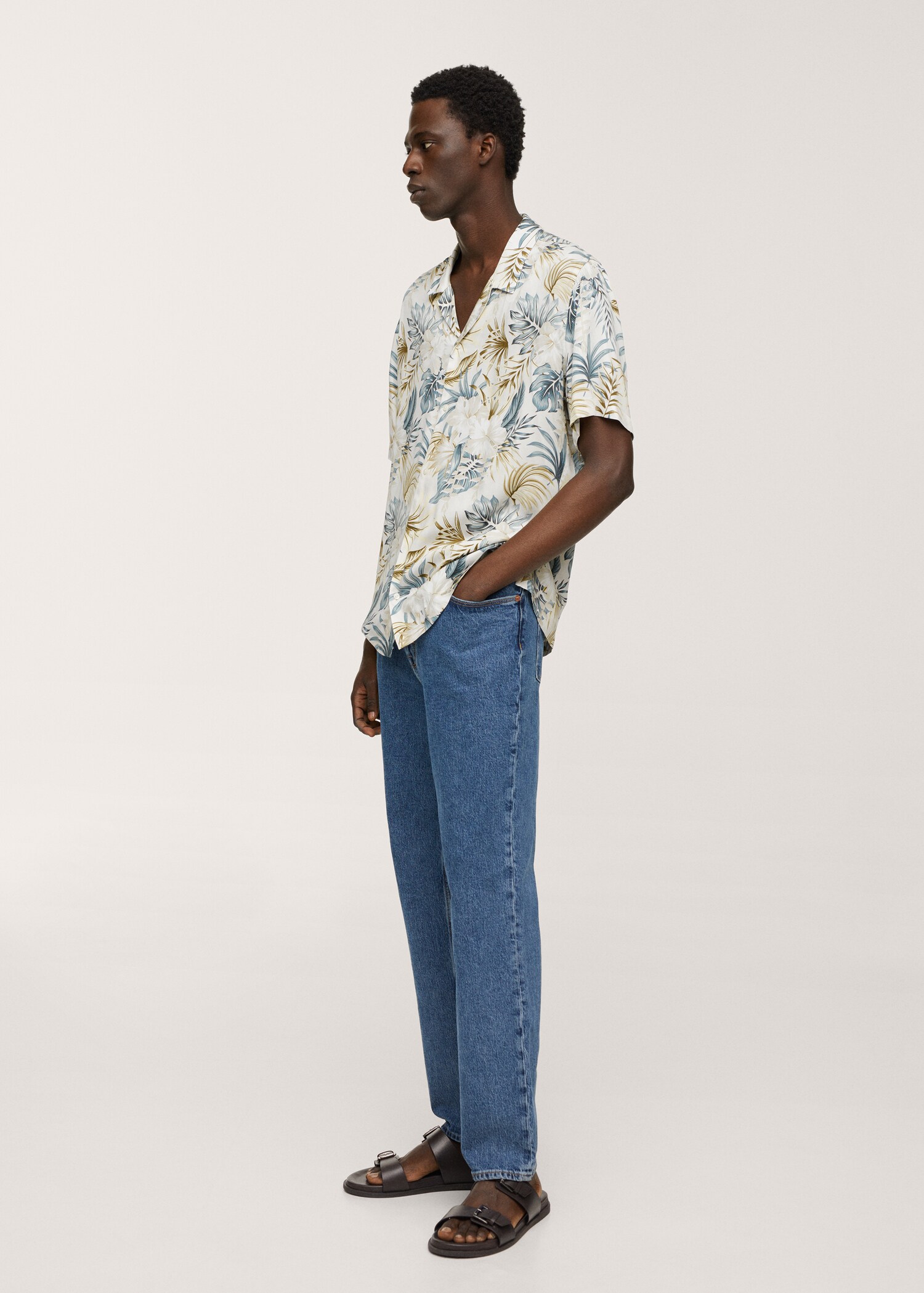 Hawaiian flowy shirt - Details of the article 2