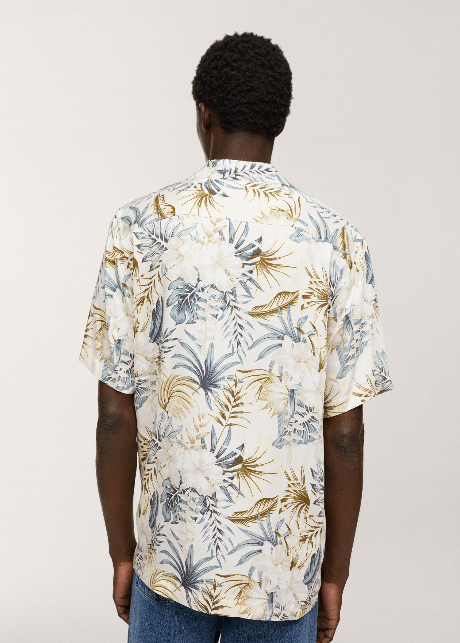 Hawaiian flowy shirt - Reverse of the article