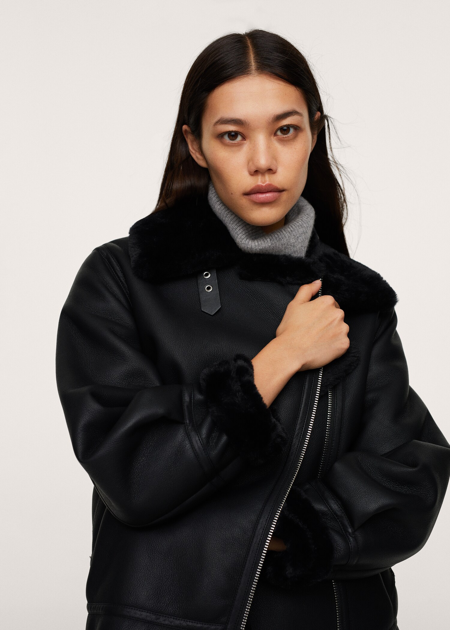 Faux-fur lining biker jacket - Details of the article 2