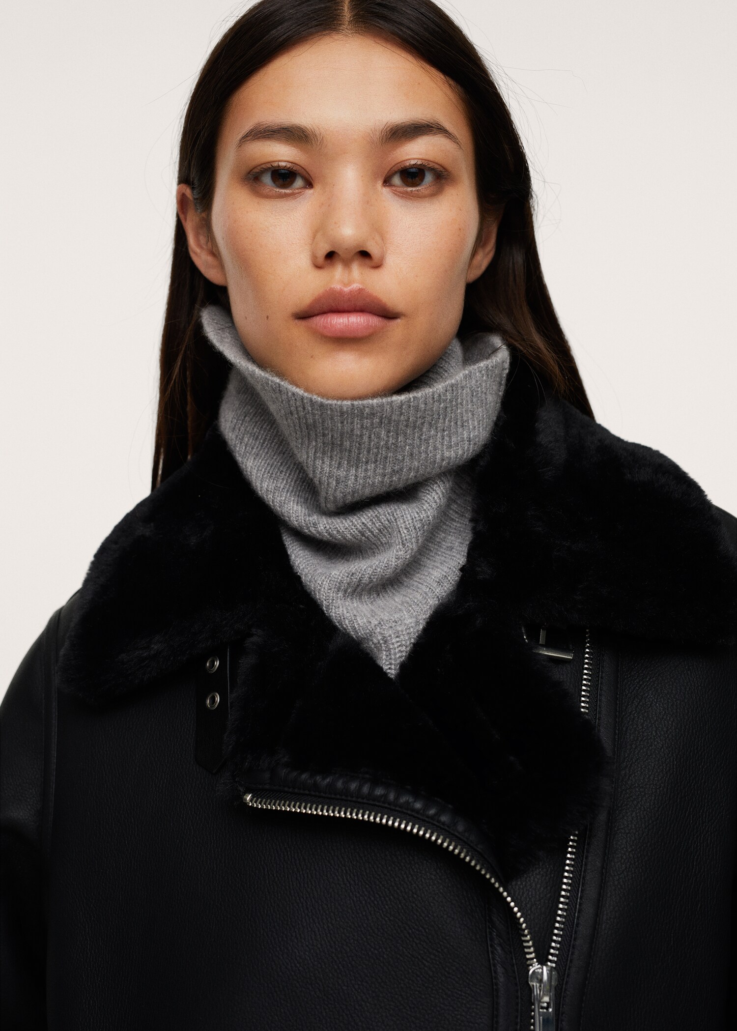 Faux-fur lining biker jacket - Details of the article 3