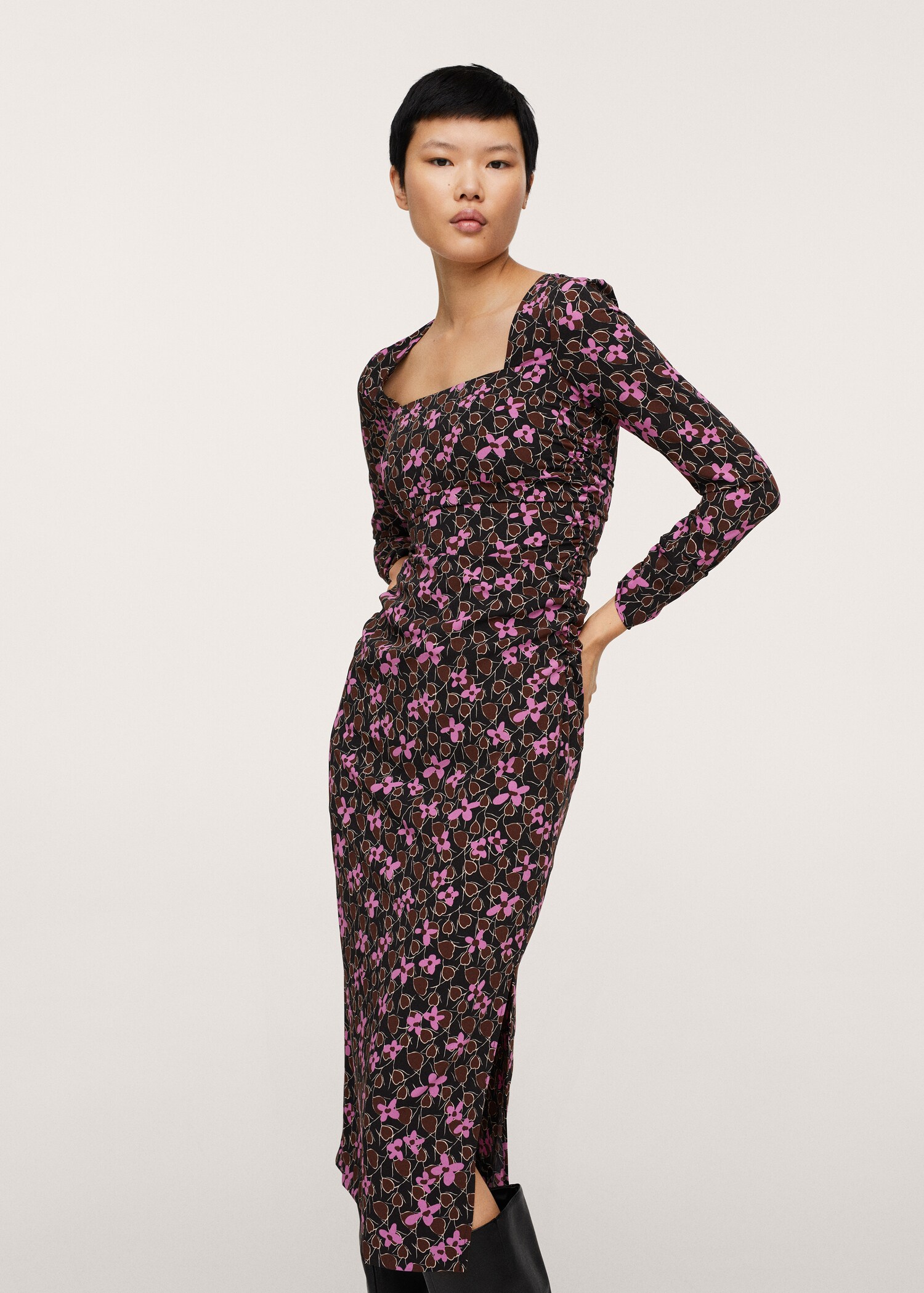 Vestido estampado flores - Plano medio