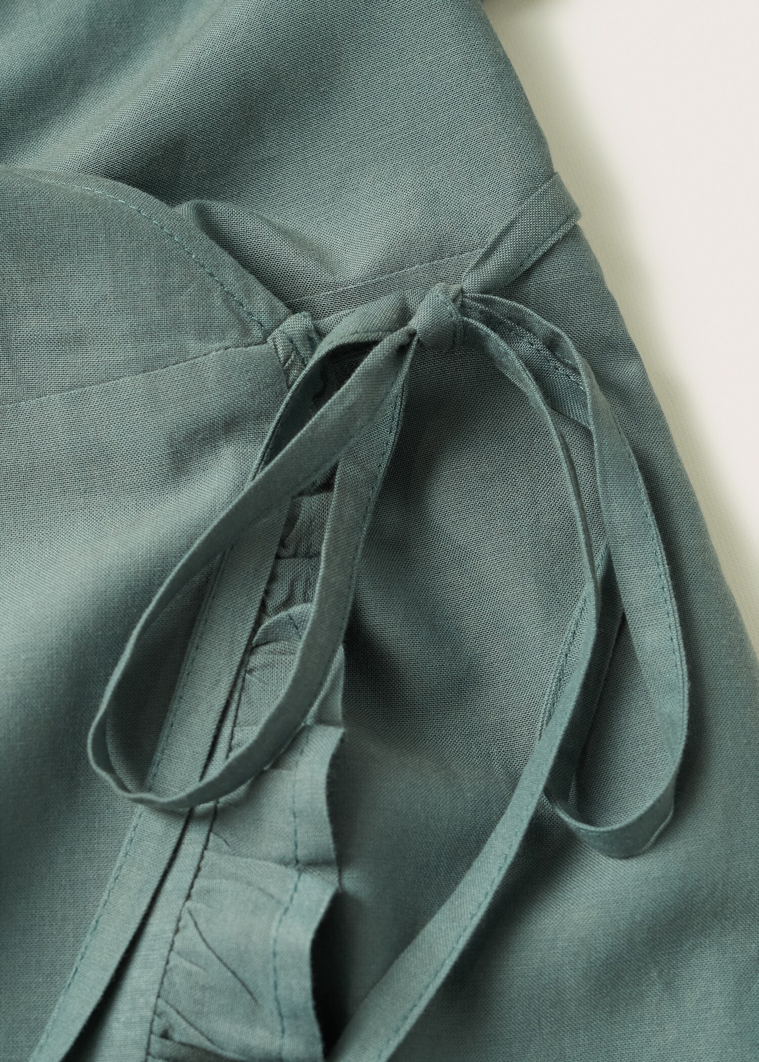 Ruffle wrap dress - Details of the article 8