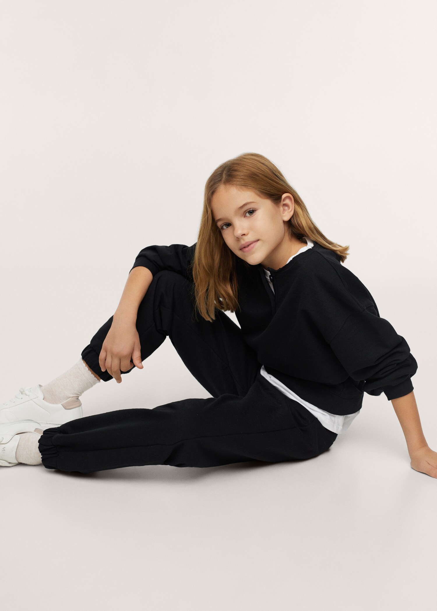 Pantalón jogger - Plano medio