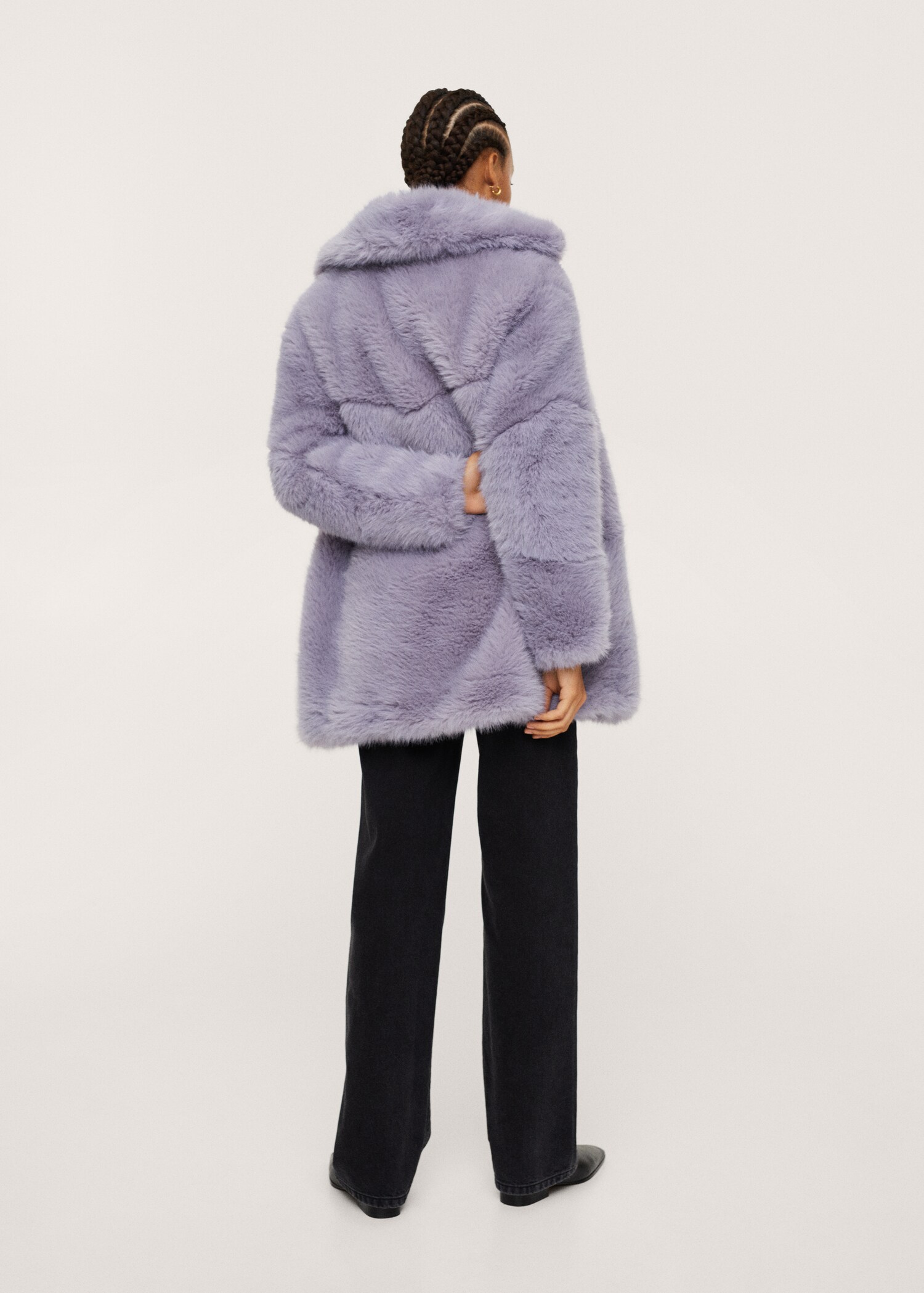 Abrigo pelo oversize - Reverso del artículo