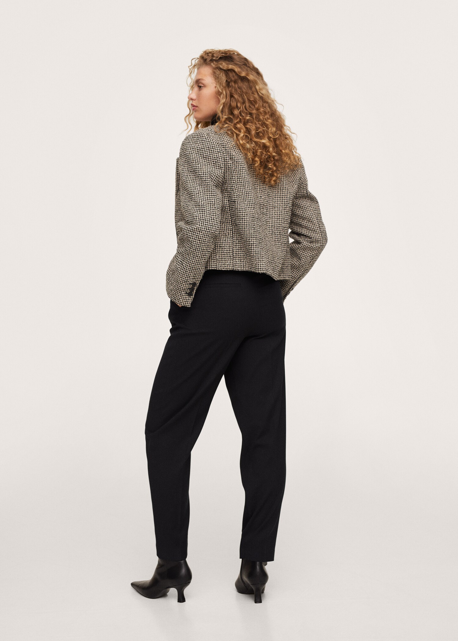 Pantalón recto tiro alto - Reverso del artículo
