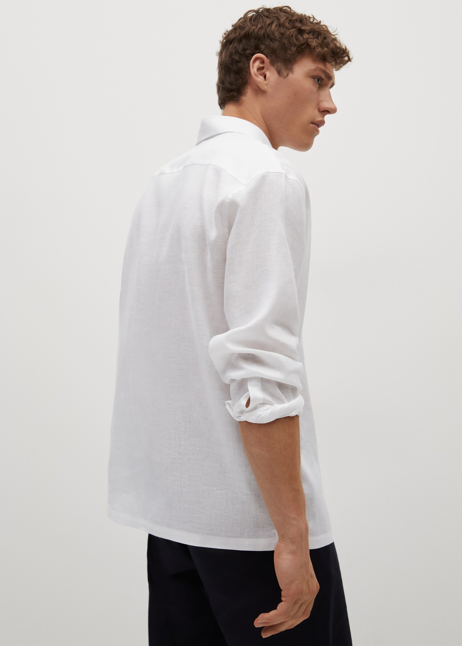 Regular-fit technical linen shirt - Reverse of the article