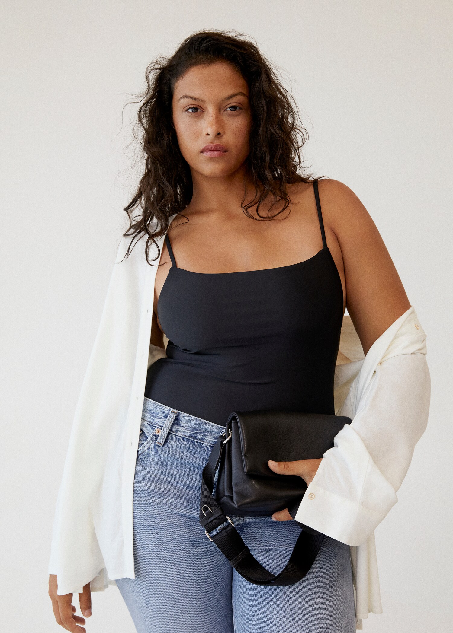 Flap cross-body bag - Details of the article 8