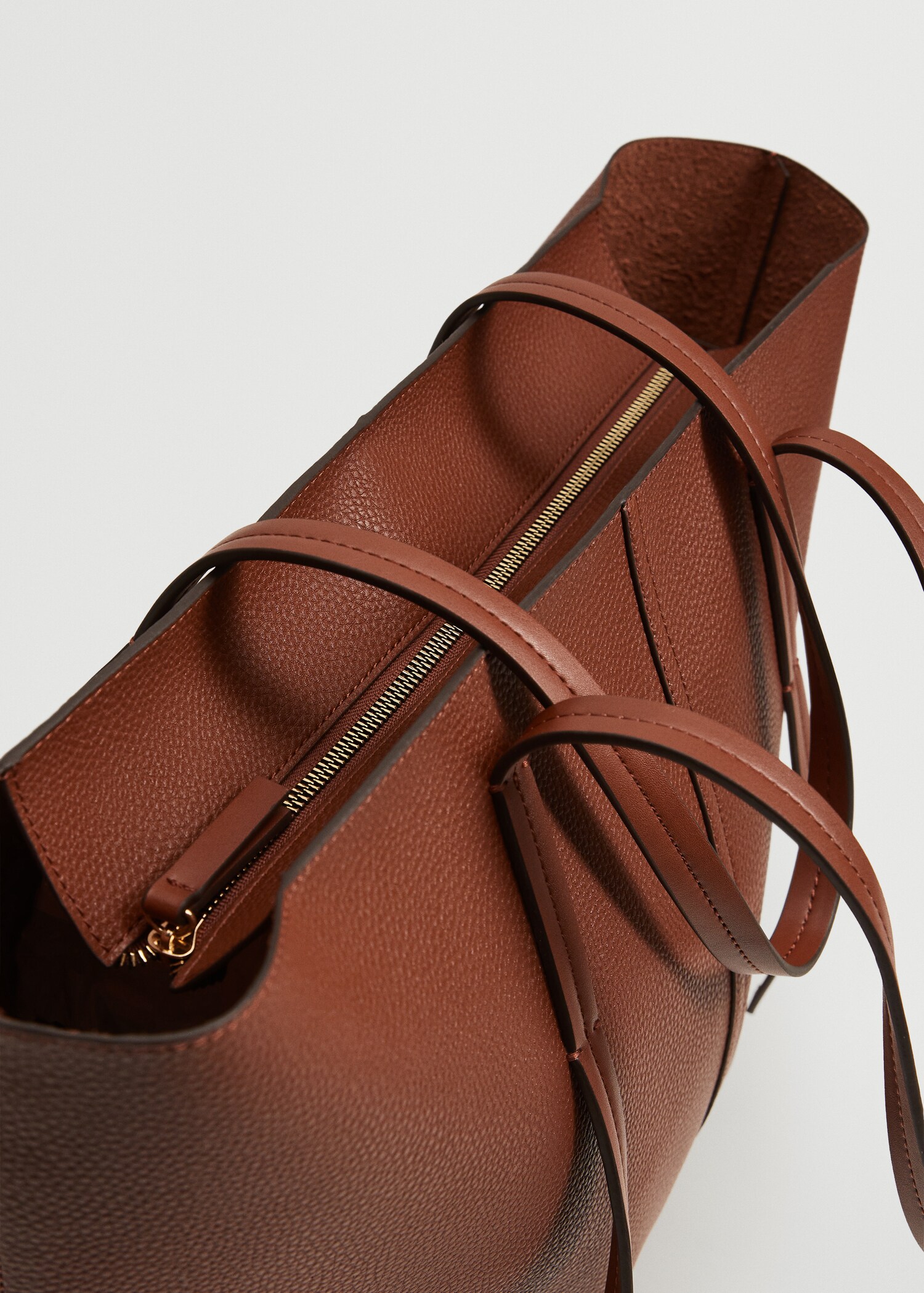 Pebbled shopper bag - Details of the article 2
