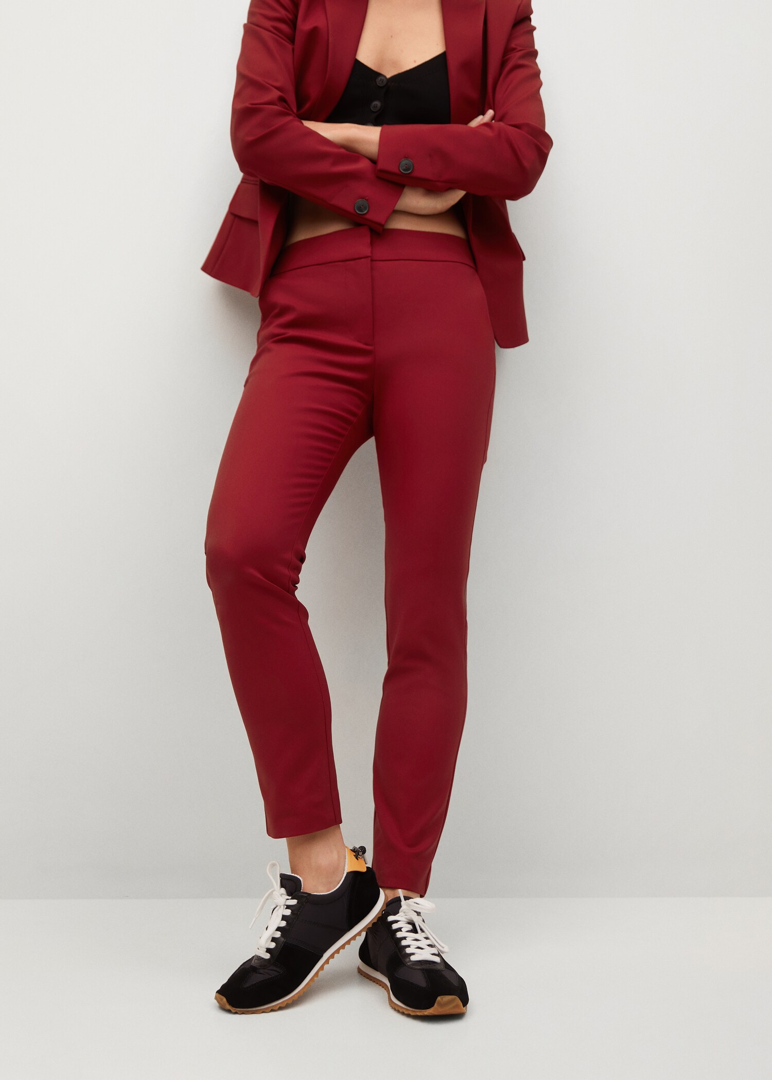 Pantalón pitillo traje - Plano medio