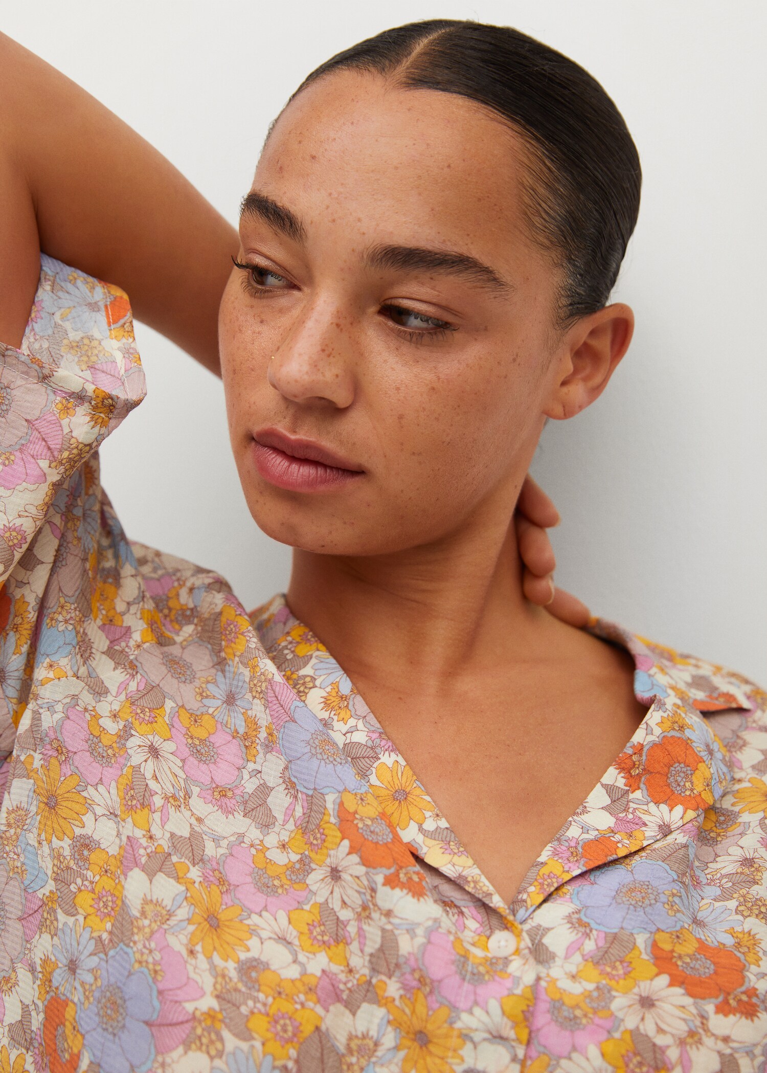 Camisa fluida estampada - Detalle del artículo 1