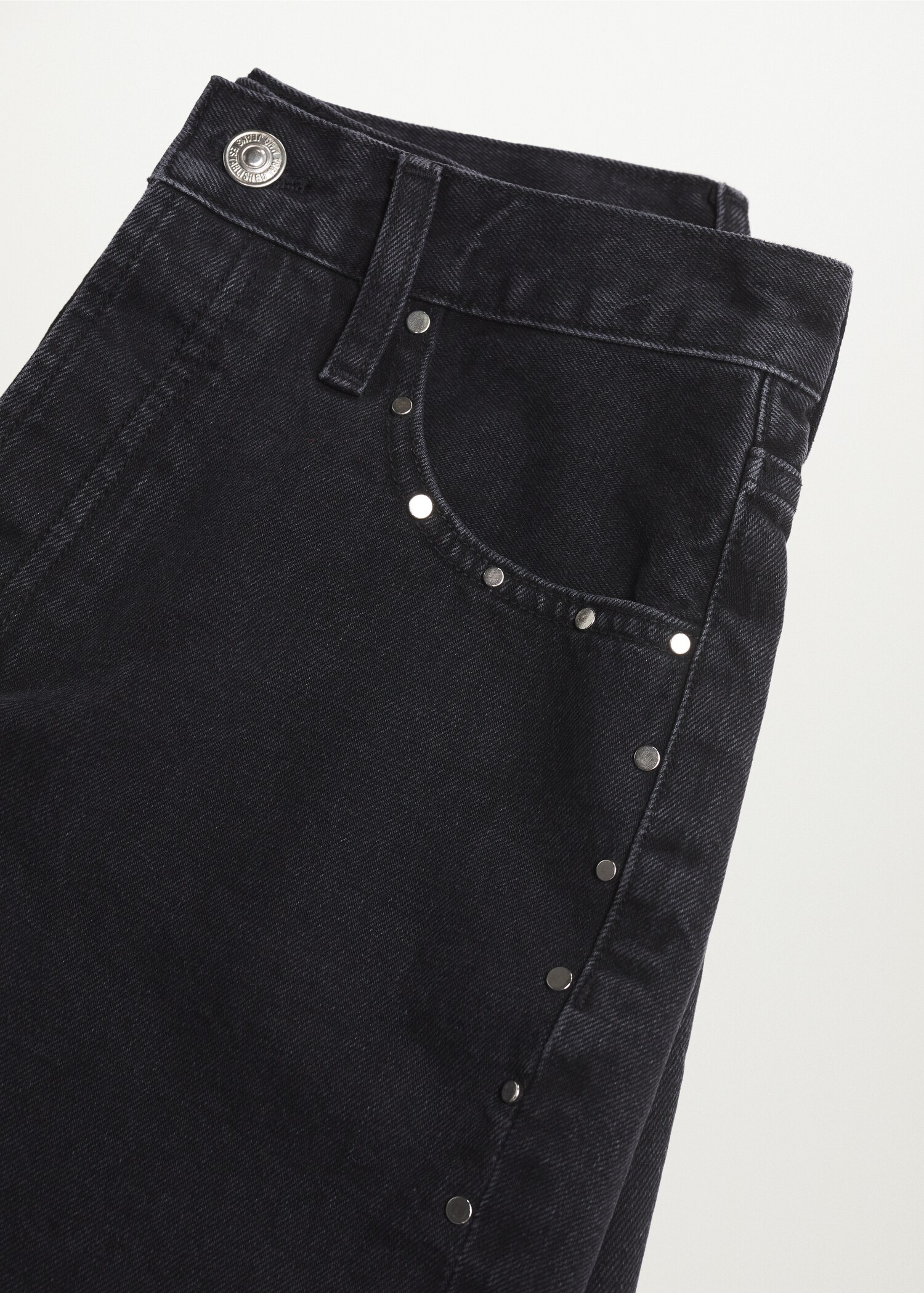 Denim shorts with studs - Details of the article 8