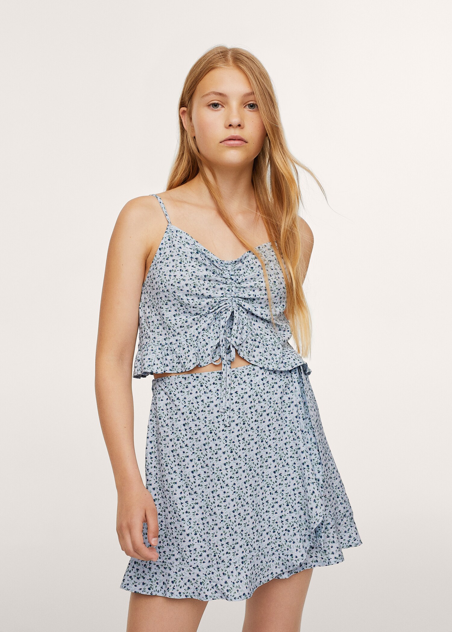 Top estampado floral - Plano medio
