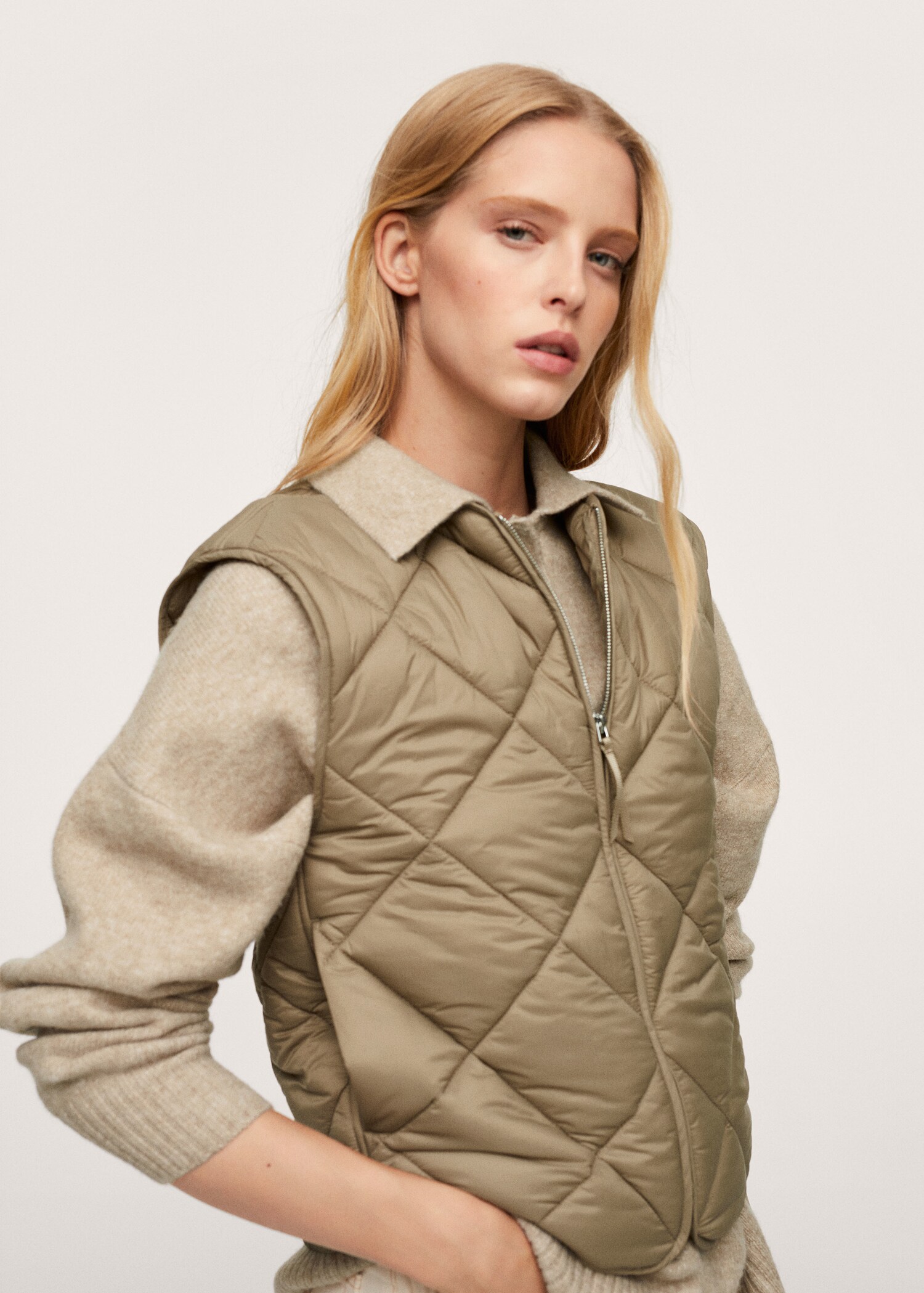 Ultra-light zip vest - Details of the article 3