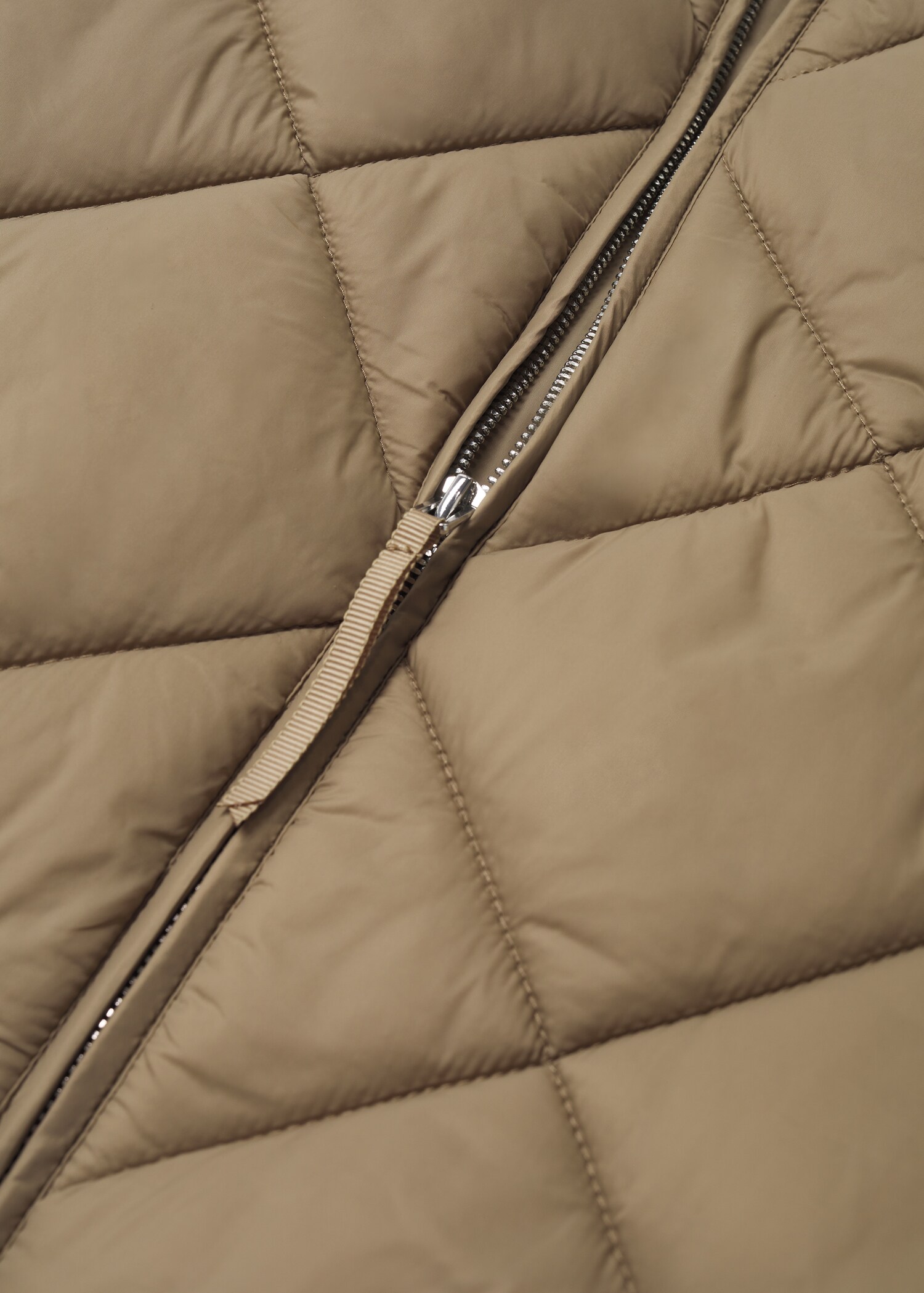 Ultra-light zip vest - Details of the article 8