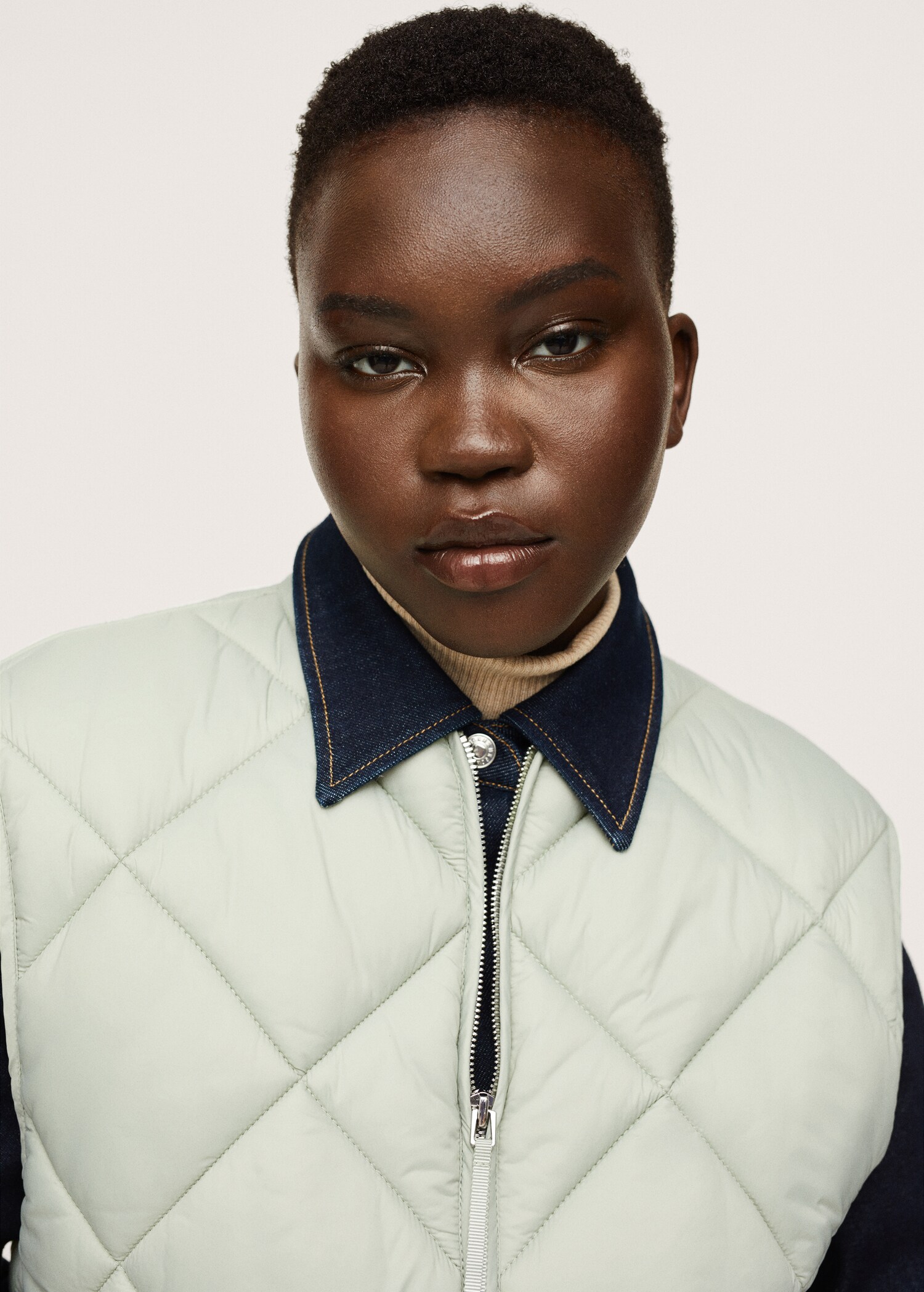 Ultra-light zip vest - Details of the article 1