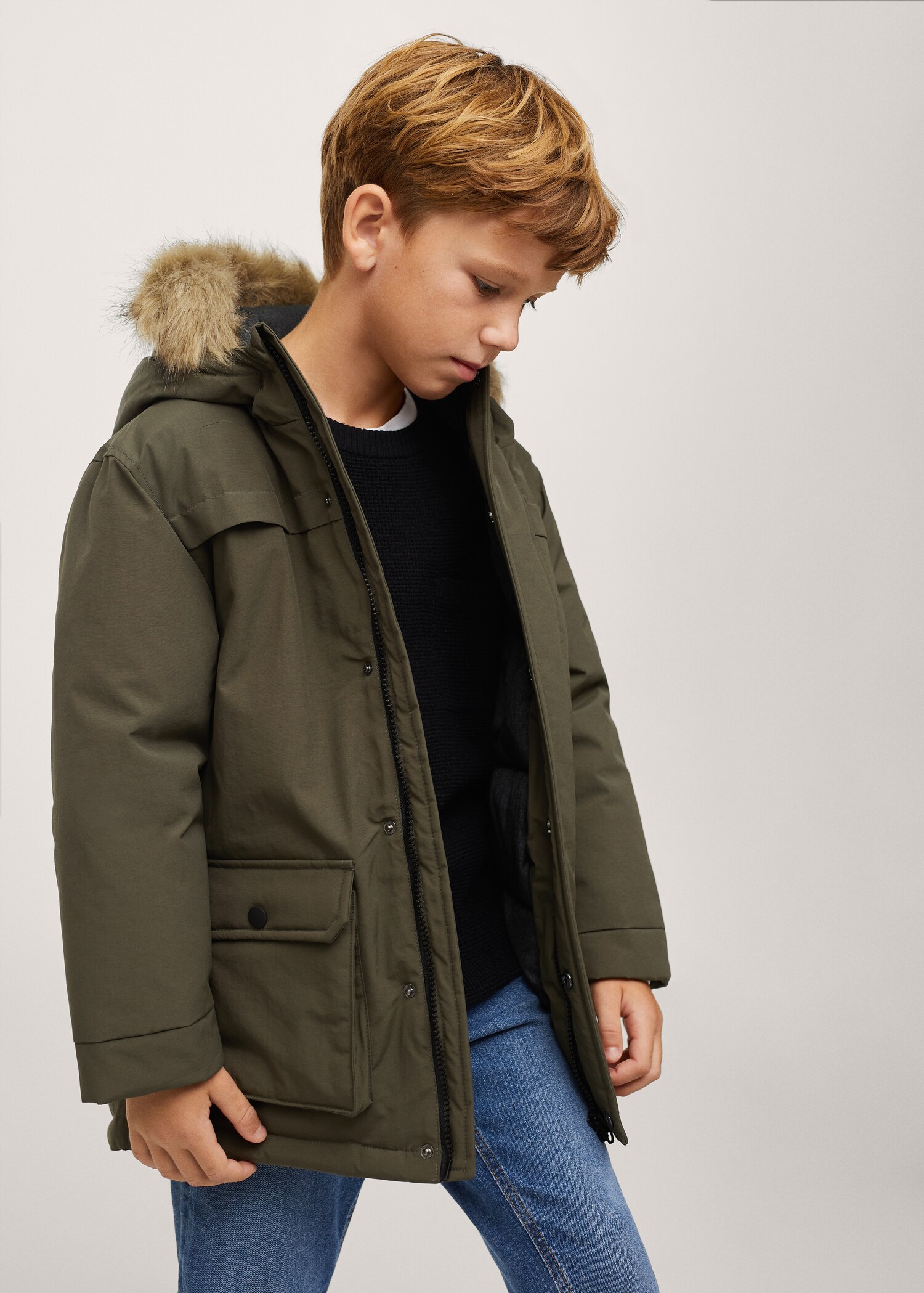 Anorak capucha pelo desmontable - Plano medio