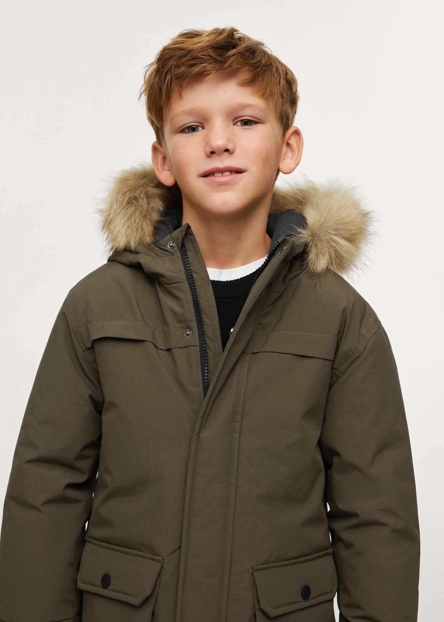 Anorak capucha pelo desmontable - Detalle del artículo 1