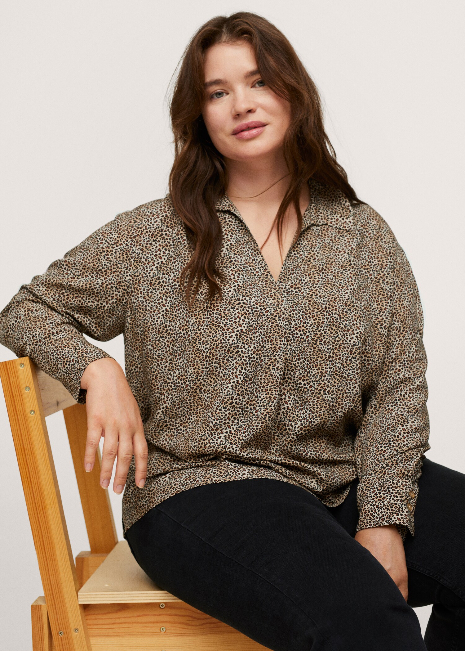 Blusa fluida estampada - Detalle del artículo 1