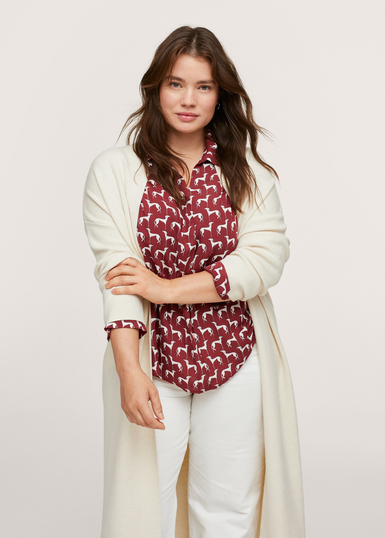 Blusa fluida estampada - Plano medio