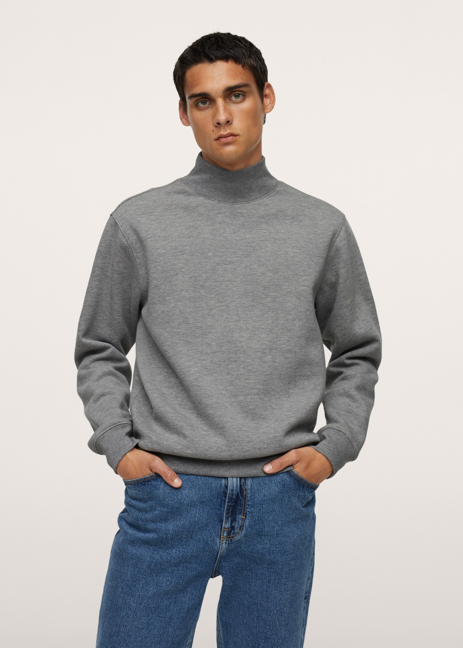 Sudadera algodón cuello alto - Plano medio