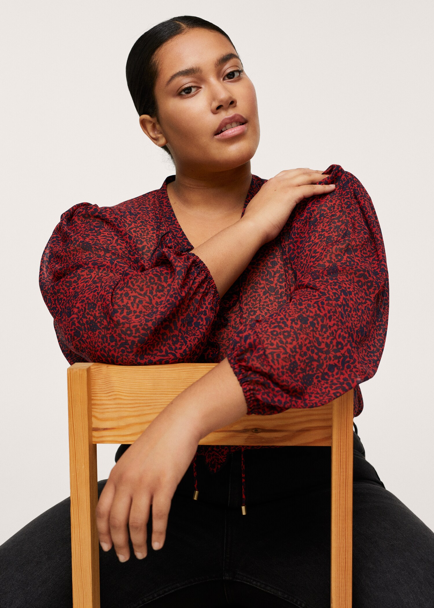 Ruffles printed blouse - Details of the article 2