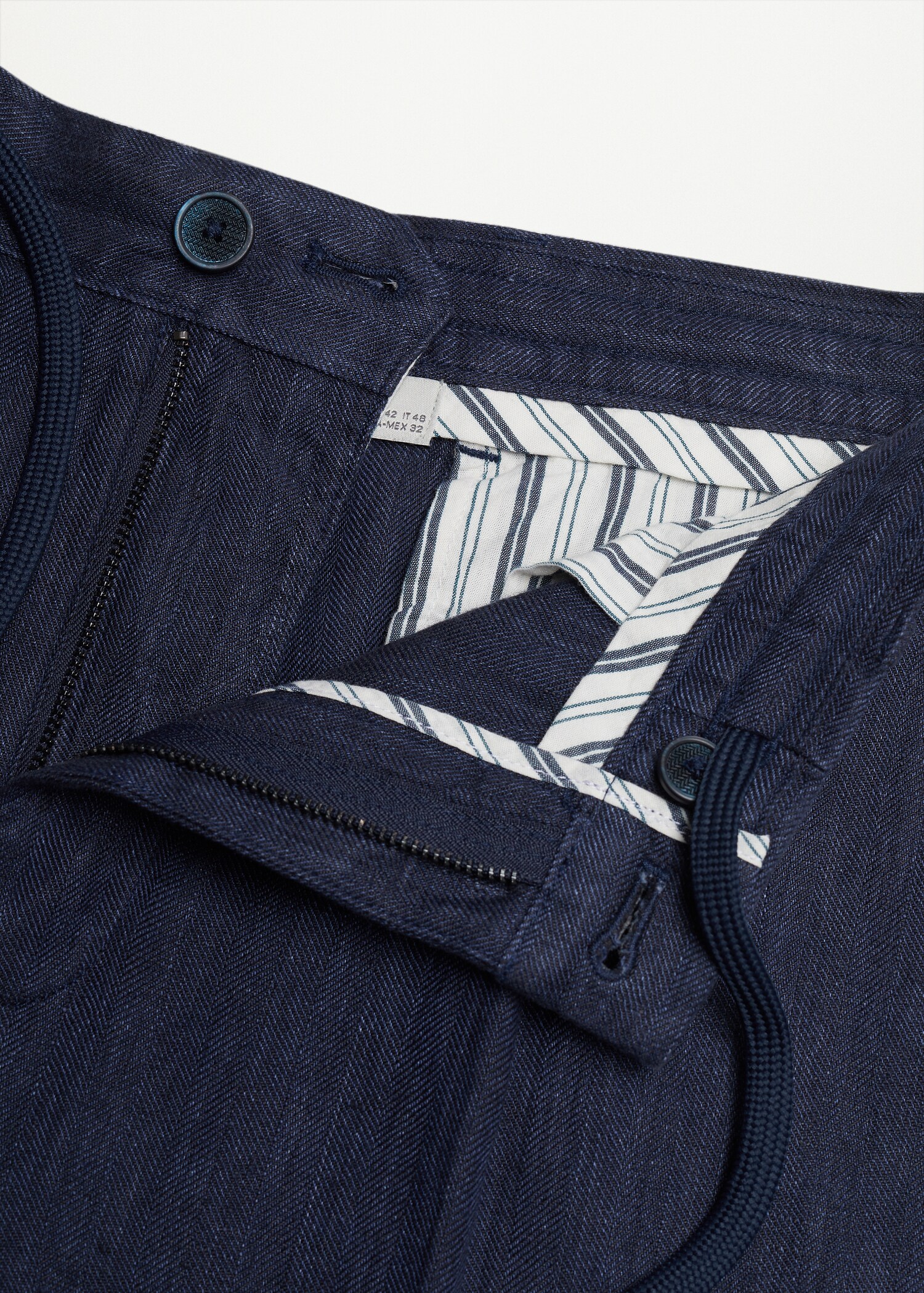 Pantalón pinzas lino - Detalle del artículo 8