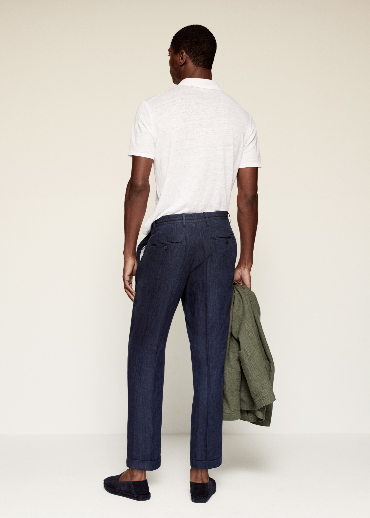 Pantalón pinzas lino - Reverso del artículo