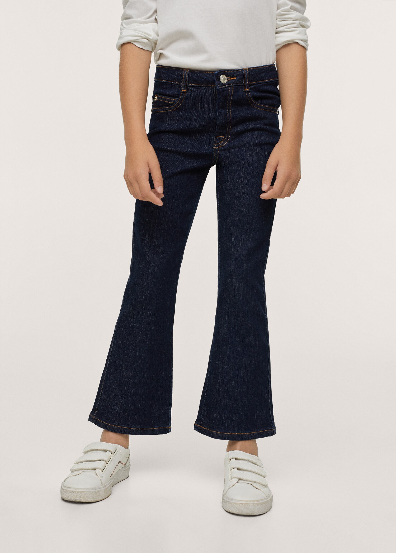 Flared jeans - Details of the article 1