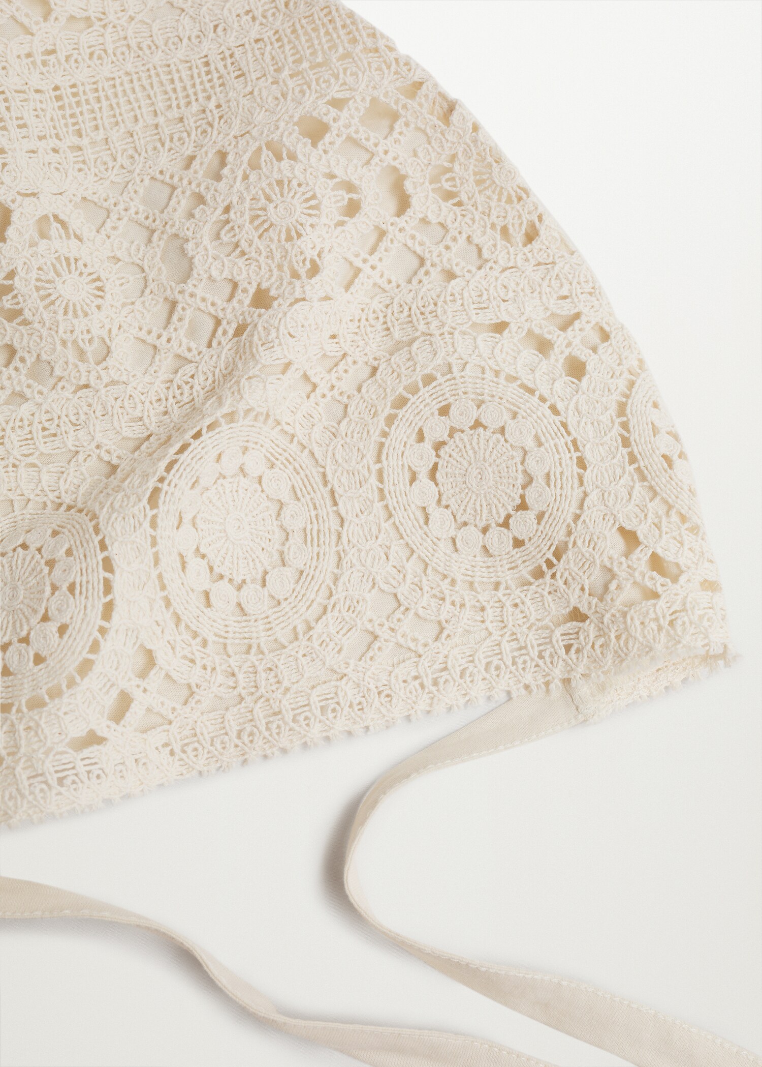 Háčkovaný top s výstřihem halter - Detail zboží 8