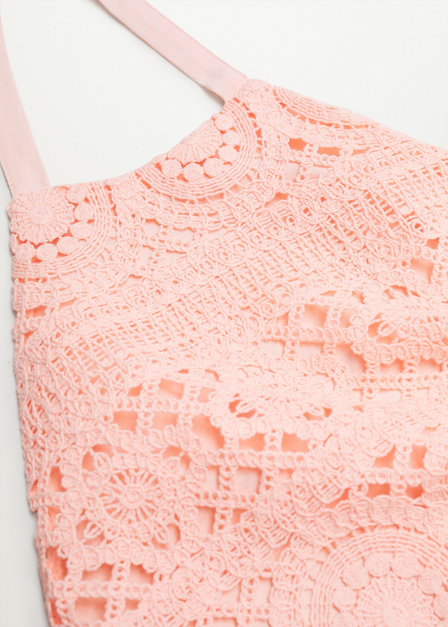 Háčkovaný top s výstřihem halter - Detail zboží 8