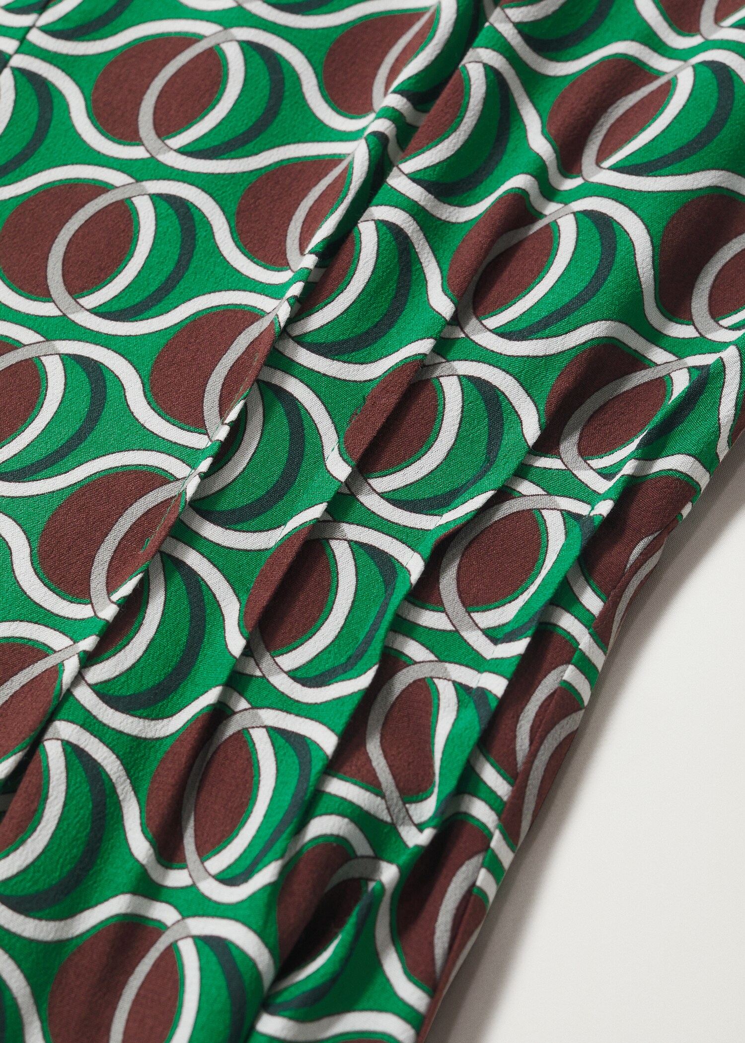 Pleated details jumpsuit - Details of the article 8