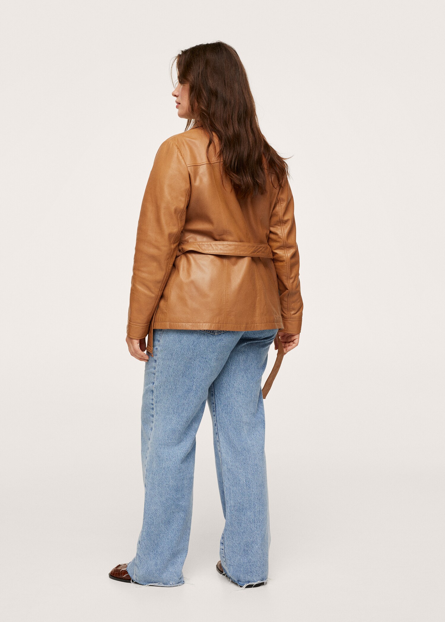 Belt leather jacket - Reverse of the article