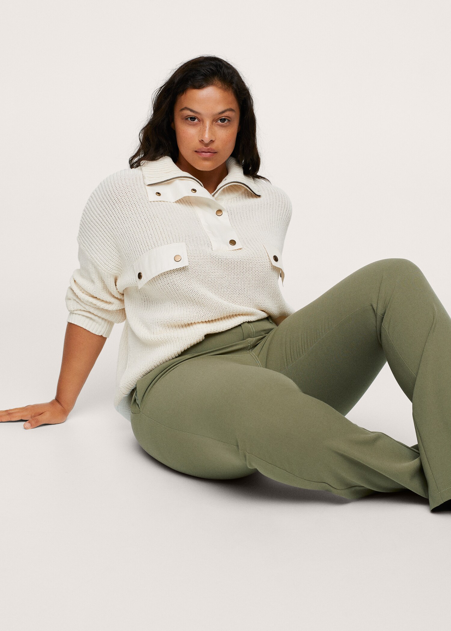 Straight trousers - Details of the article 2