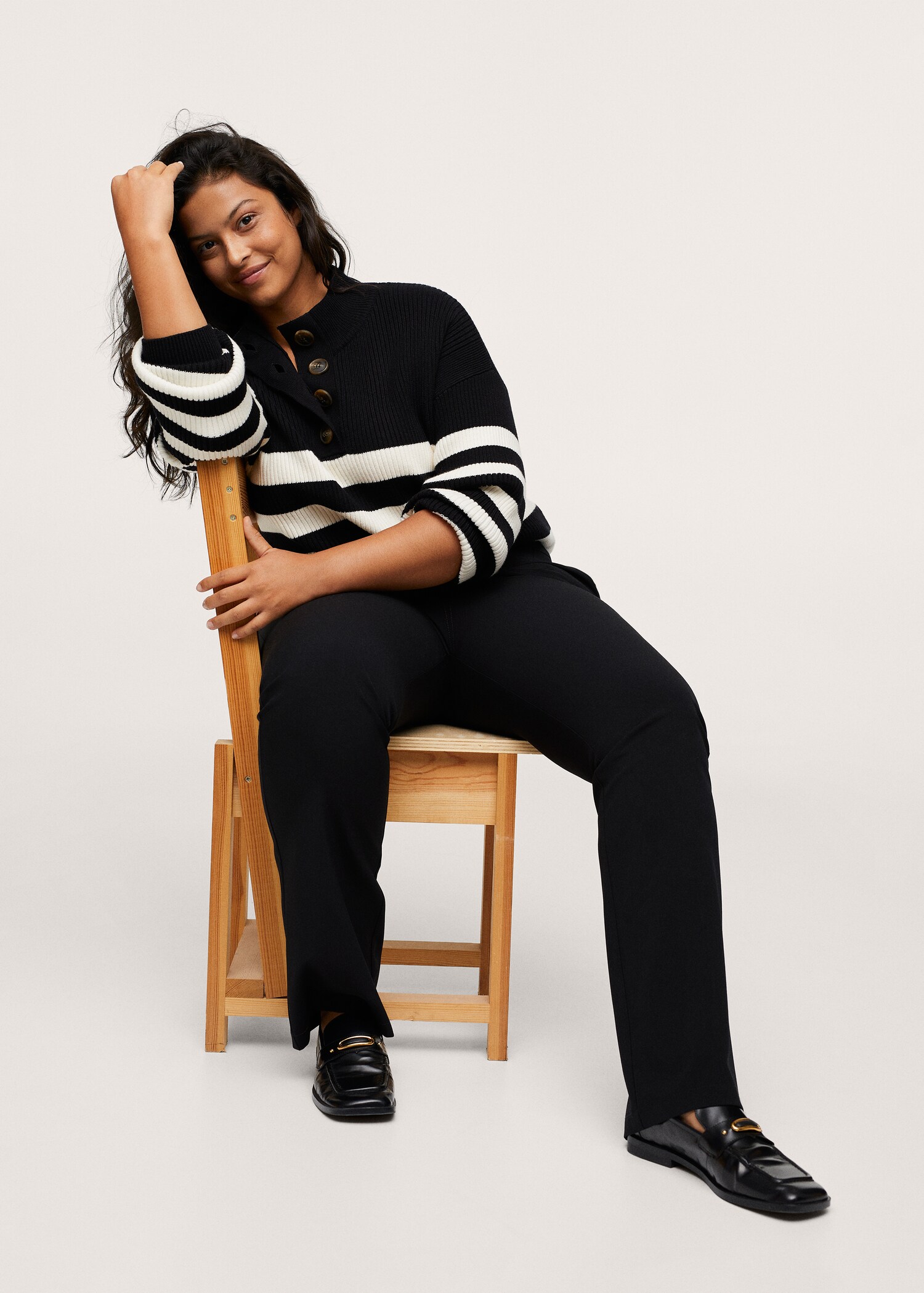 Straight trousers - Details of the article 2
