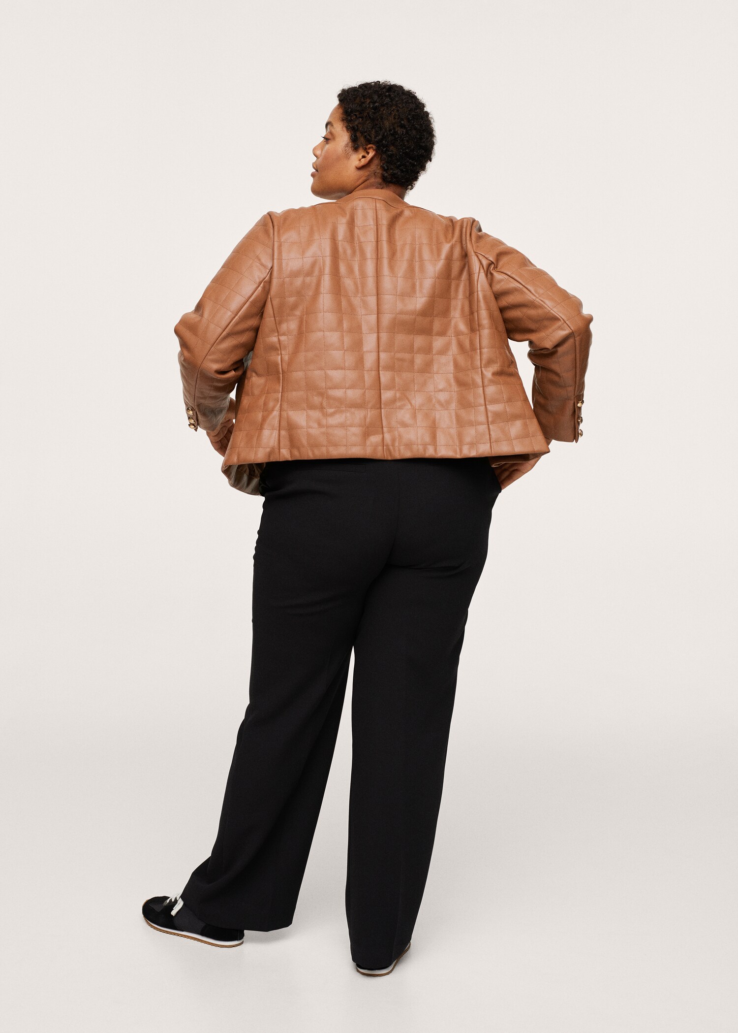 Chaqueta textura botones - Reverso del artículo
