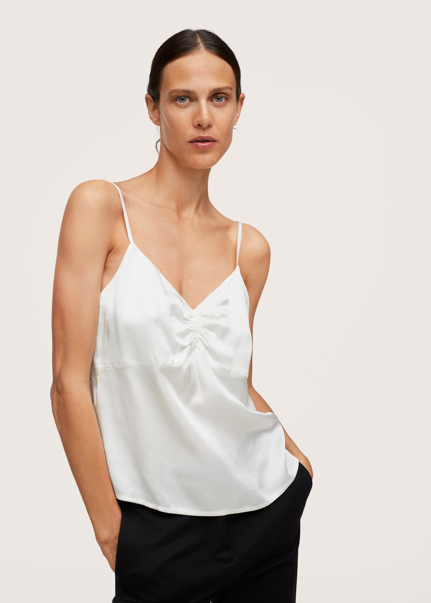 Top lencero satinado - Plano medio