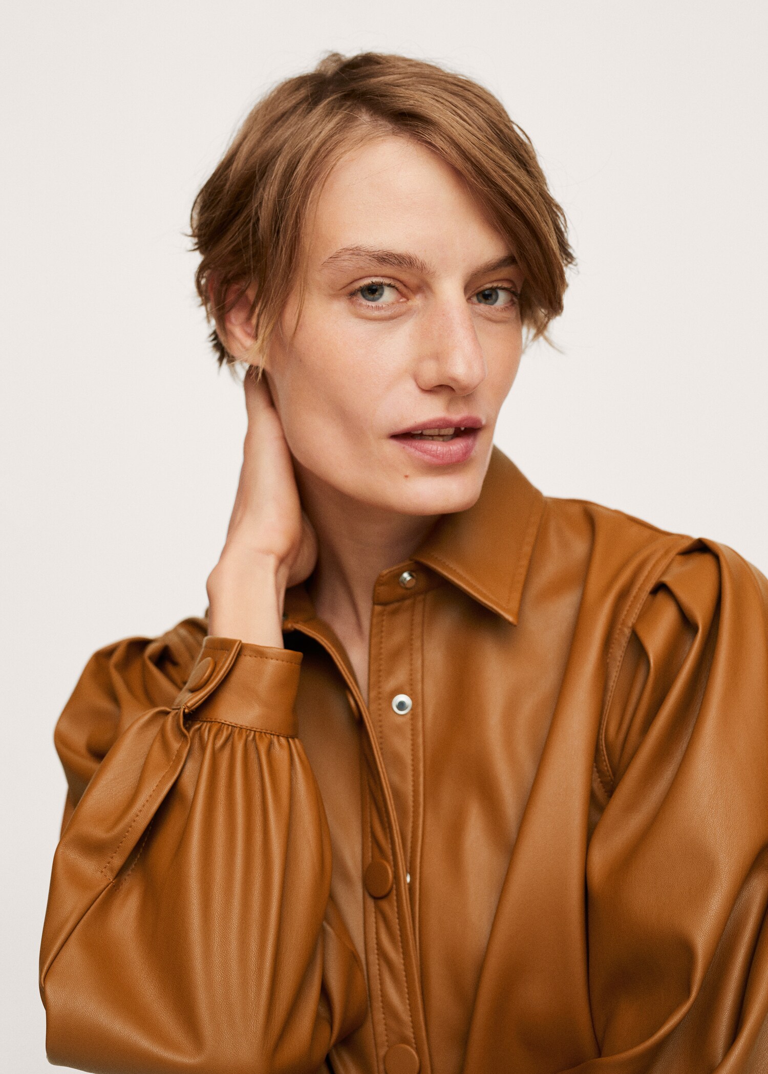 Sobrecamisa efecto piel - Detalle del artículo 2
