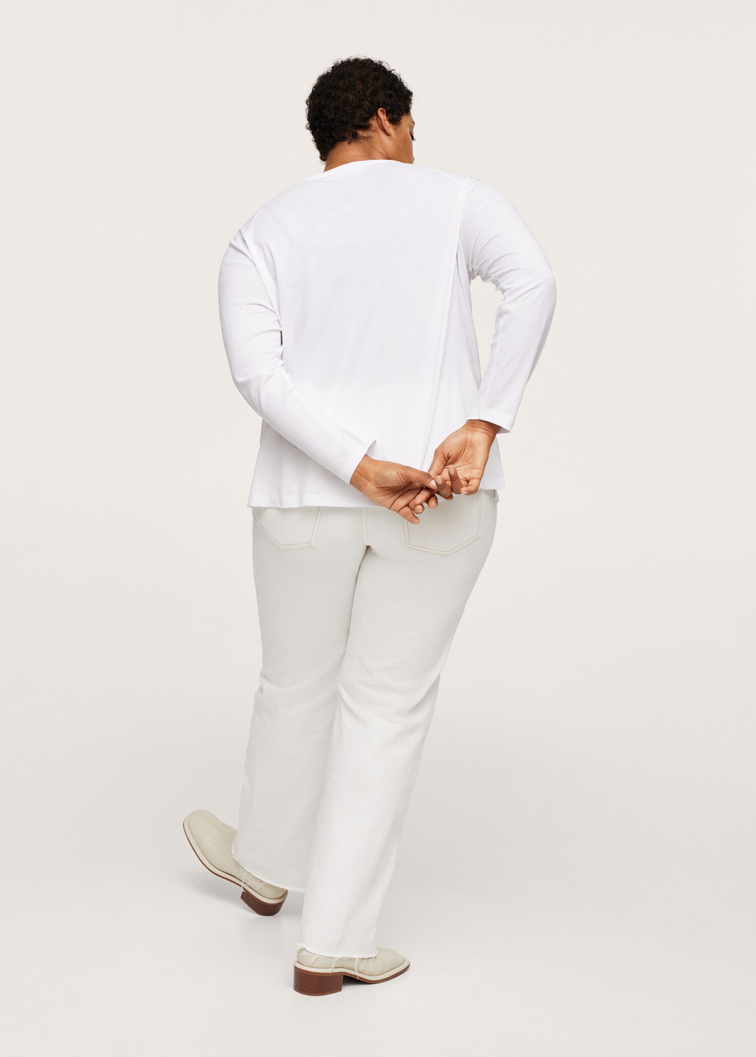 Long sleeve cotton t-shirt - Reverse of the article