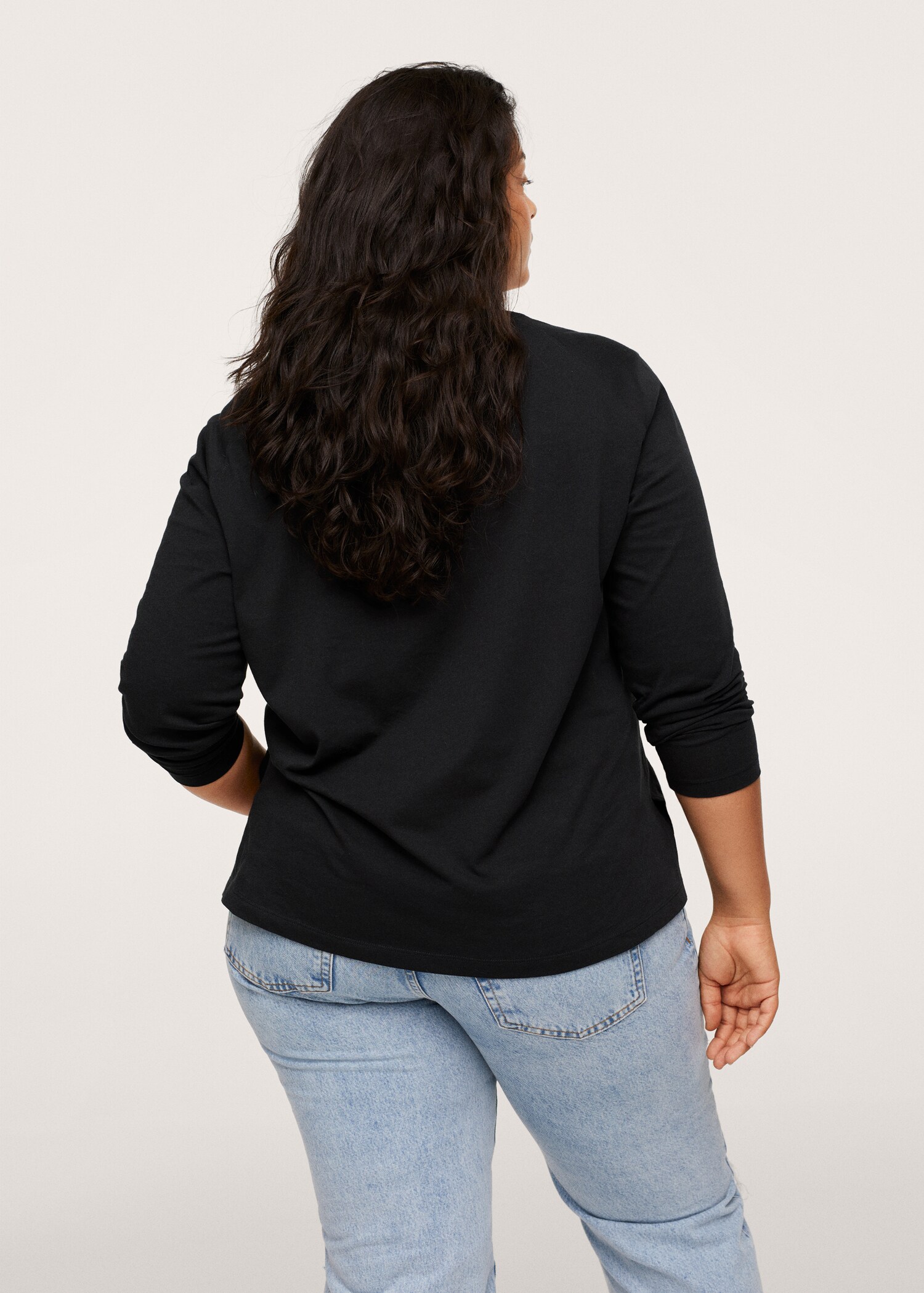 Long sleeve cotton t-shirt - Reverse of the article
