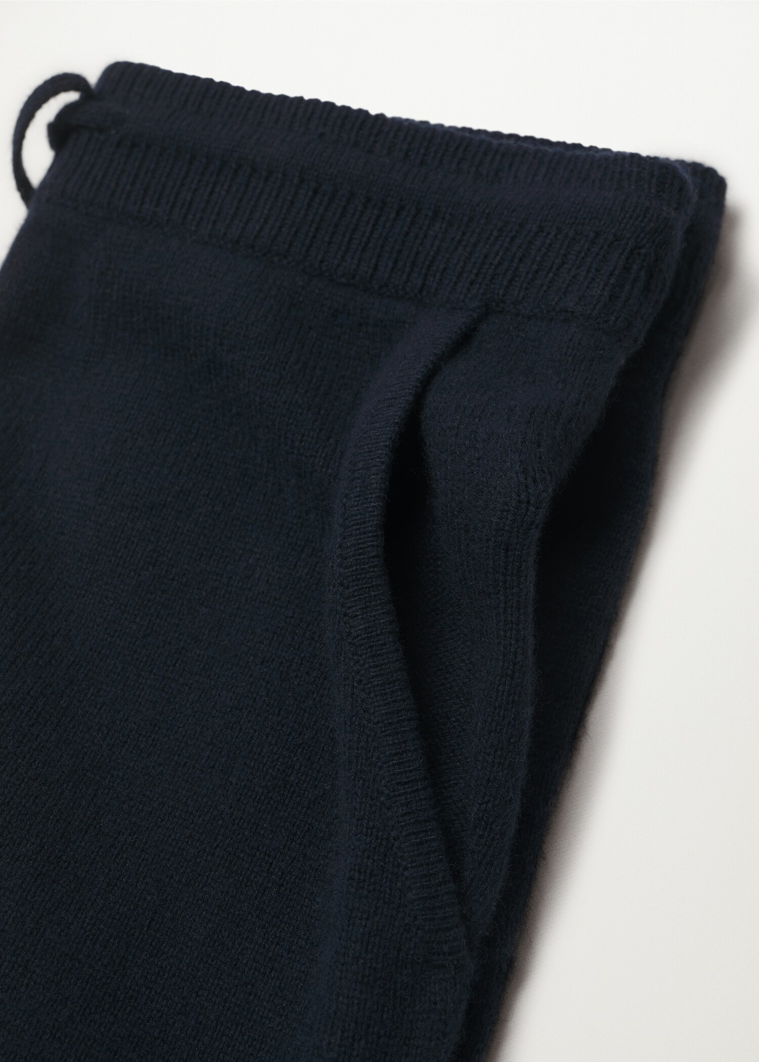 Pantalón jogger punto lana cashmere - Detalle del artículo 7