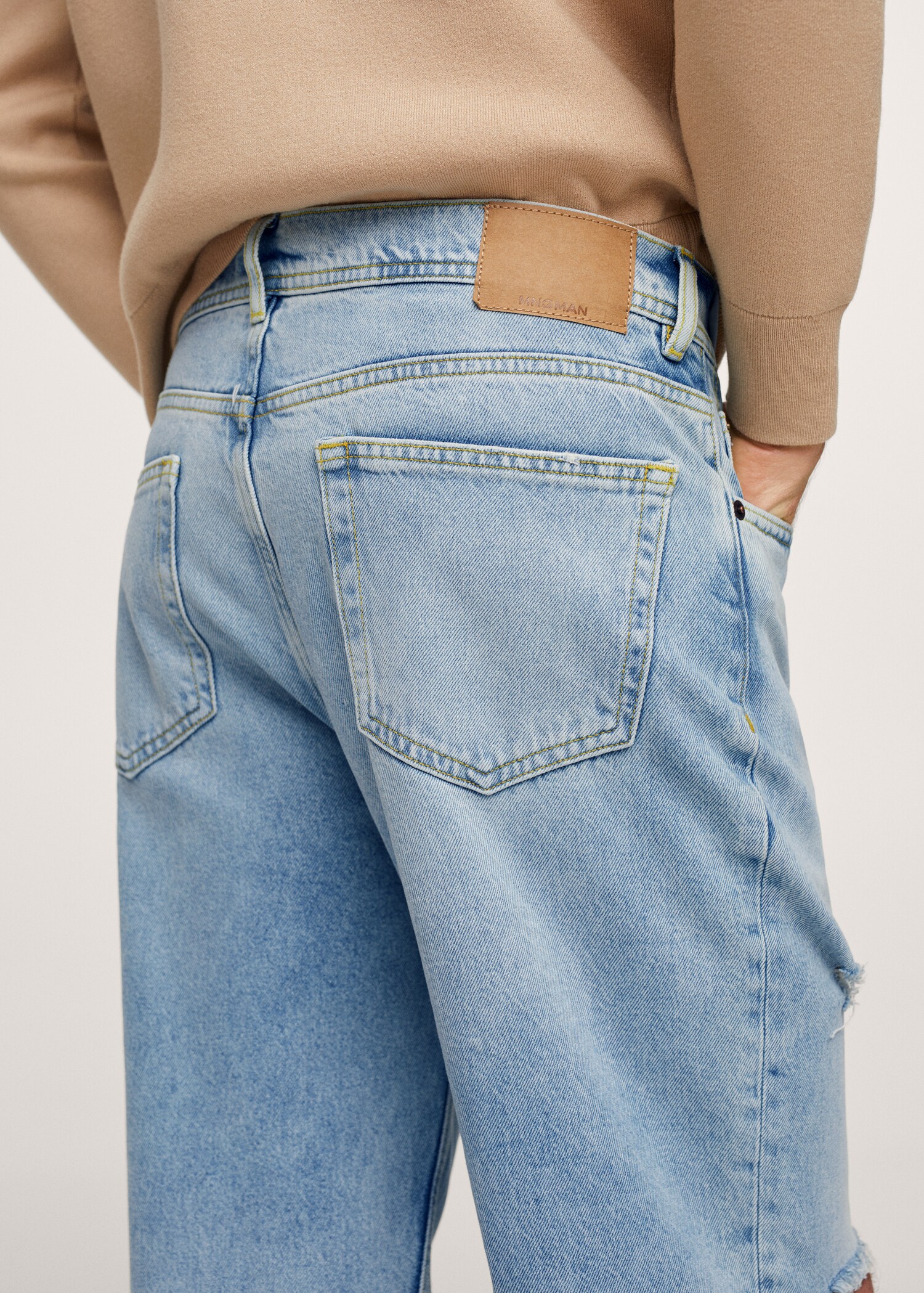 Jeans straight-fit rotos  - Detalle del artículo 3