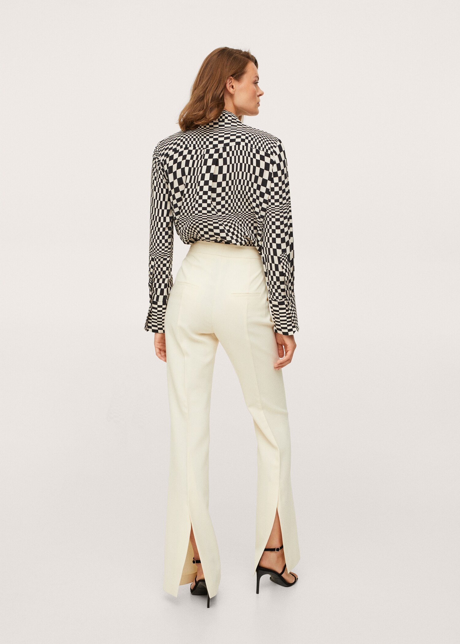 Pantalón traje aberturas - Reverso del artículo