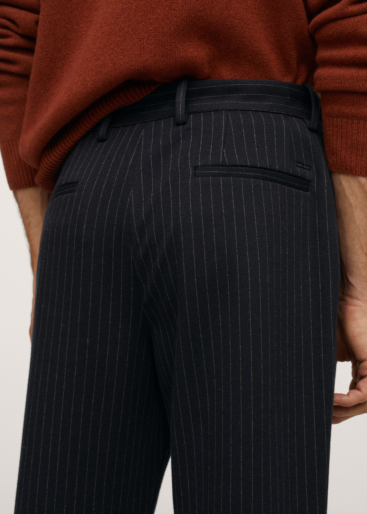 Kalhoty tapered fit s proužky - Detail zboží 3