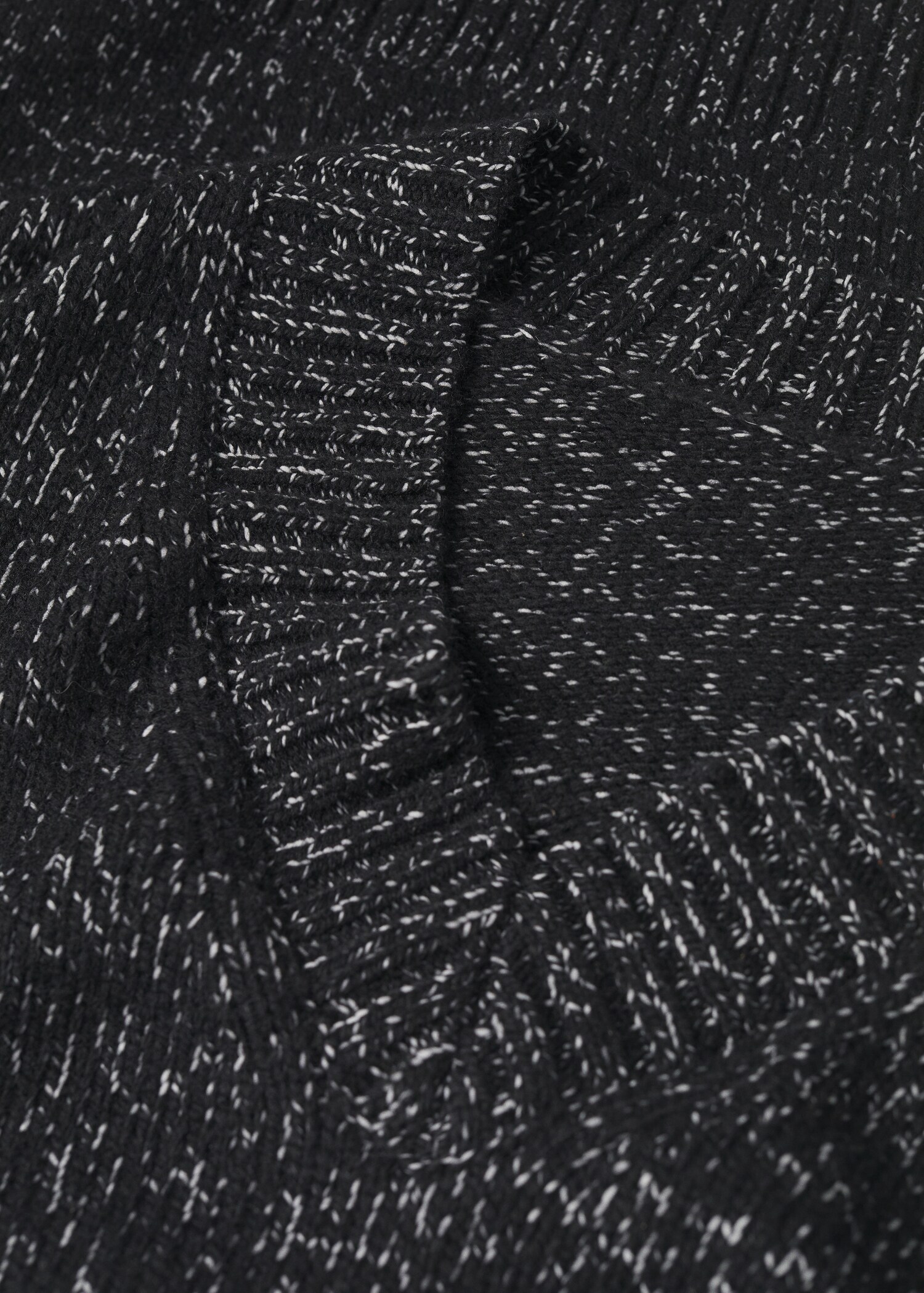 Jersey lana cuello pico - Detalle del artículo 8