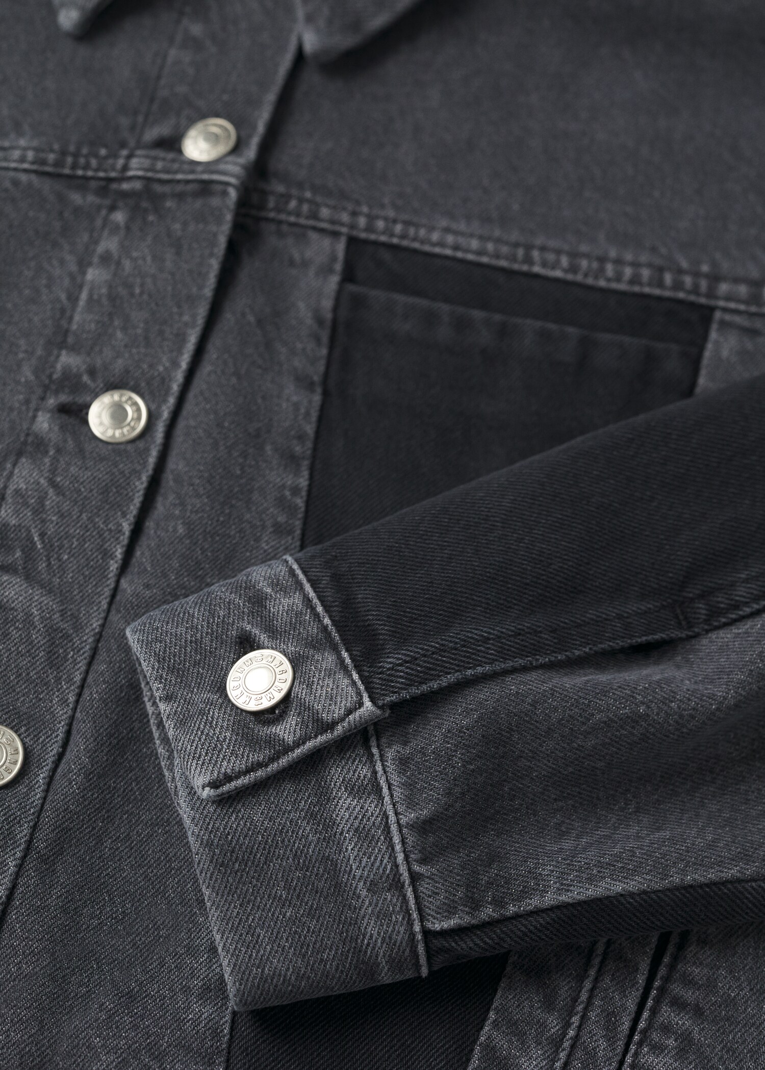 Cazadora crop denim - Detalle del artículo 8