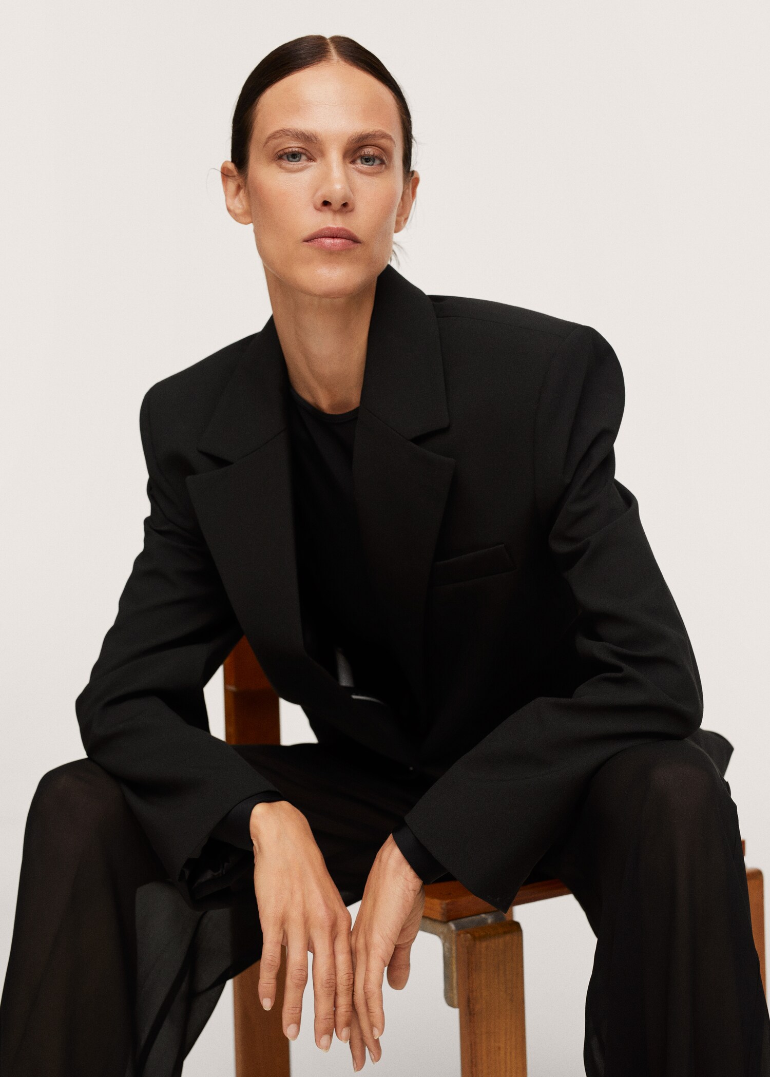 Oversized woollen suit jacket - Details of the article 1