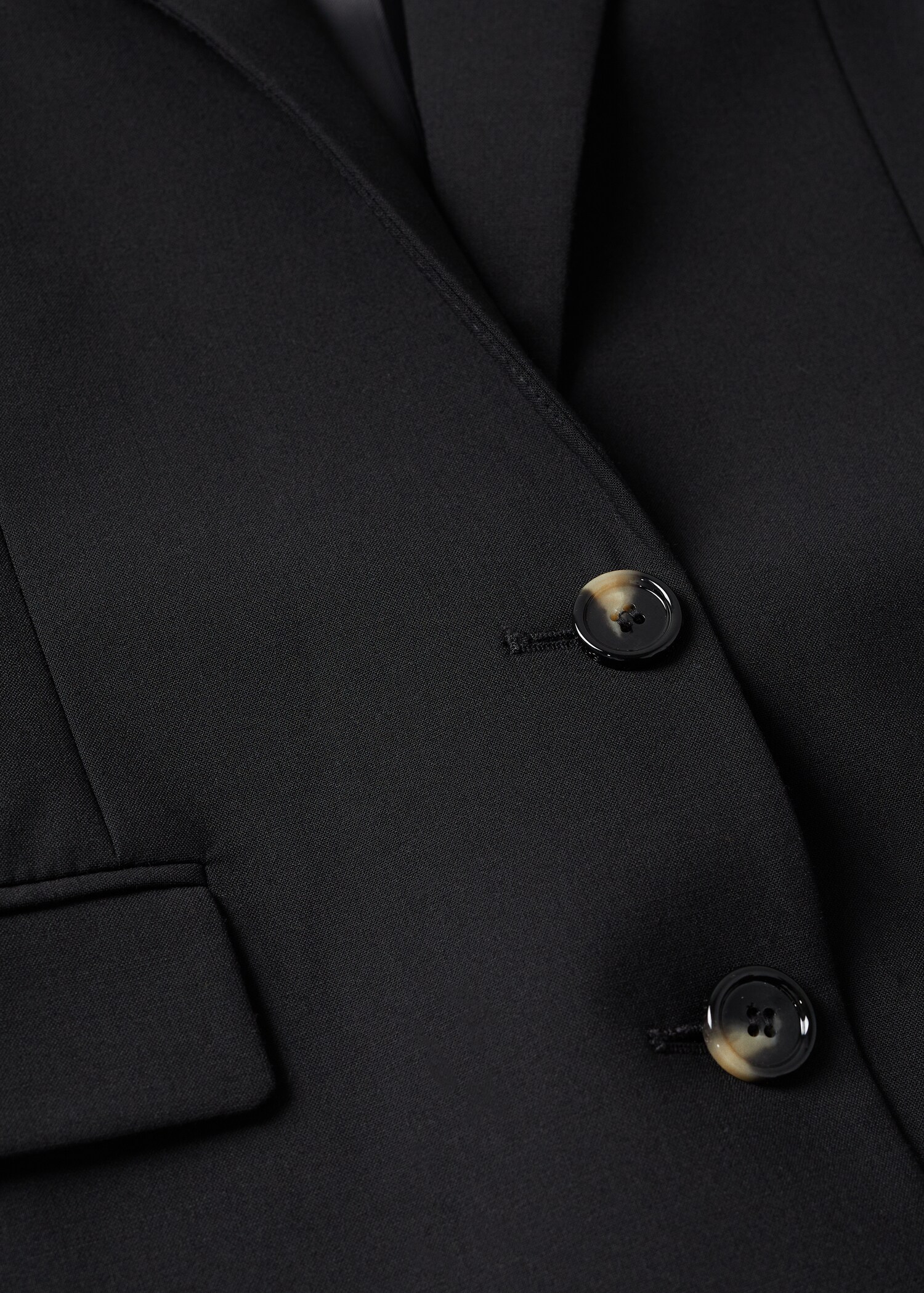 Oversized woollen suit jacket - Details of the article 8