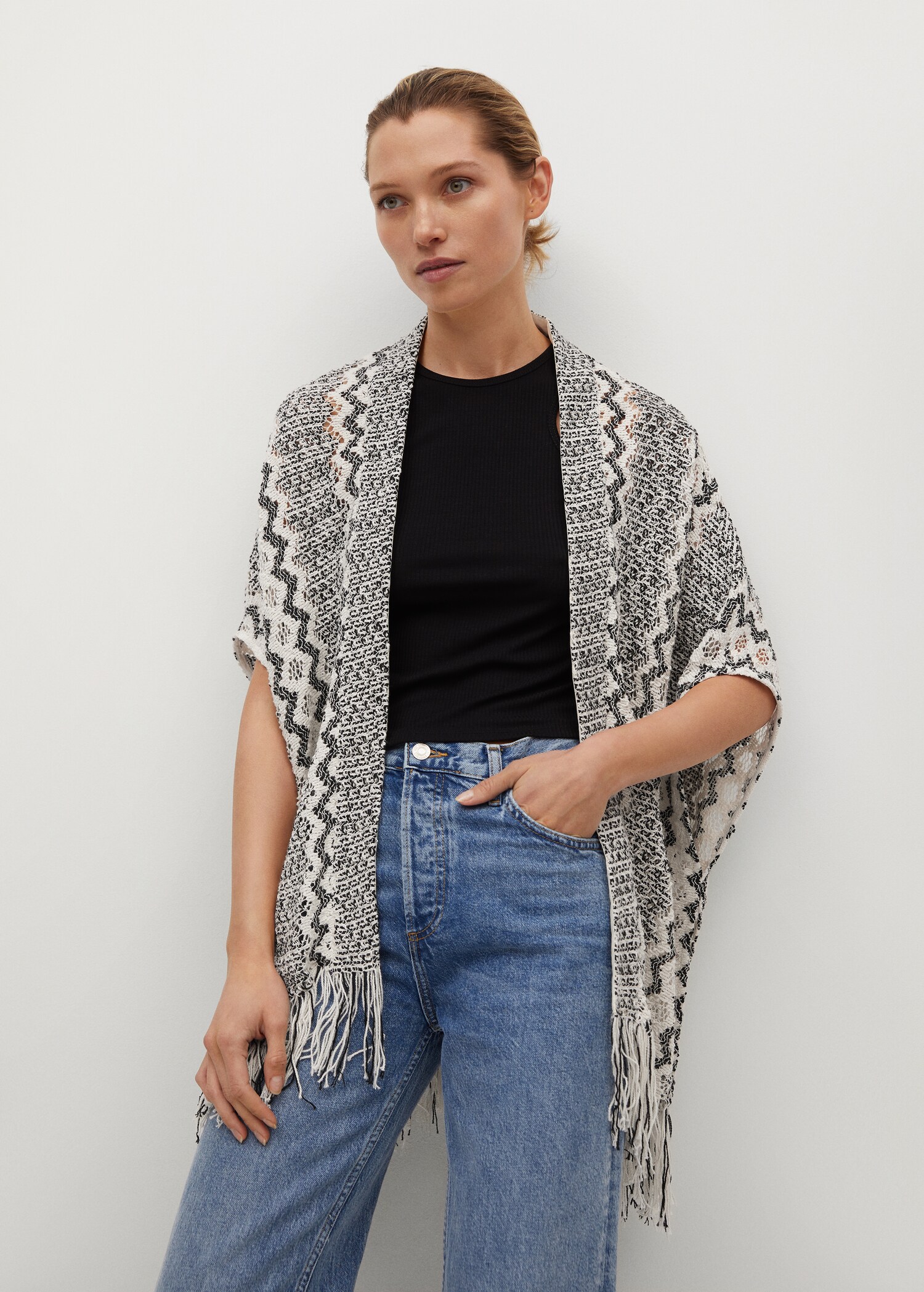 Úpletový kaftan s děrováním - Náhled ve středové rovině