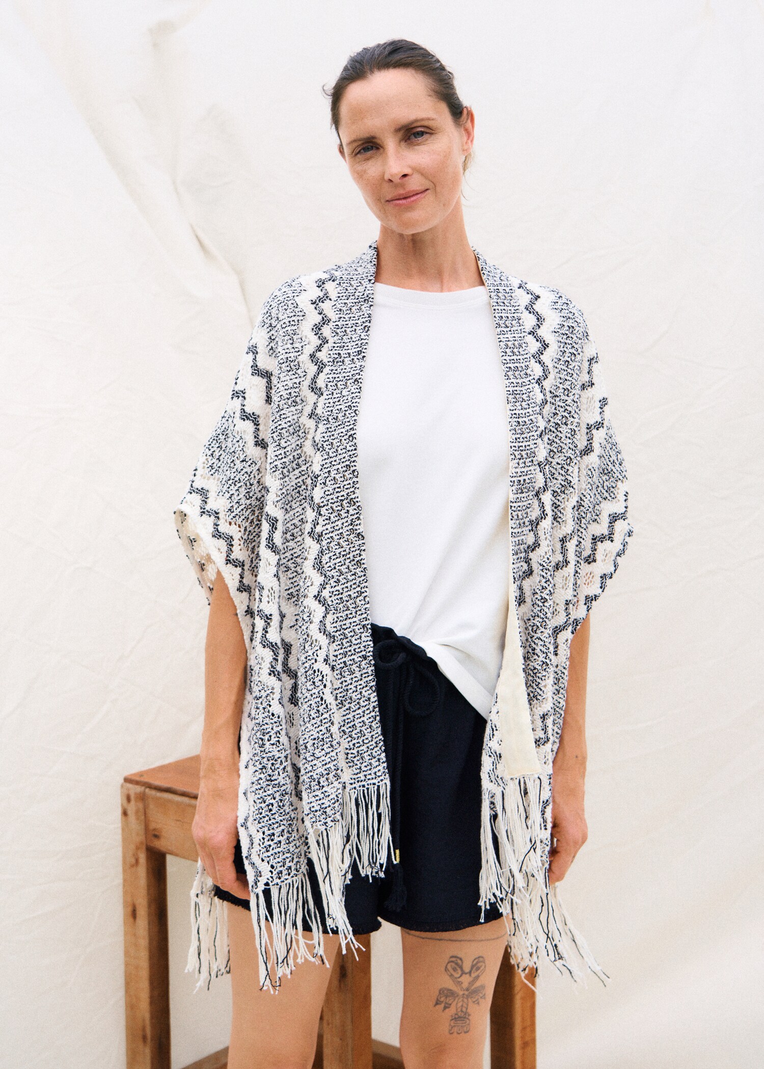 Úpletový kaftan s děrováním - Detail zboží 5