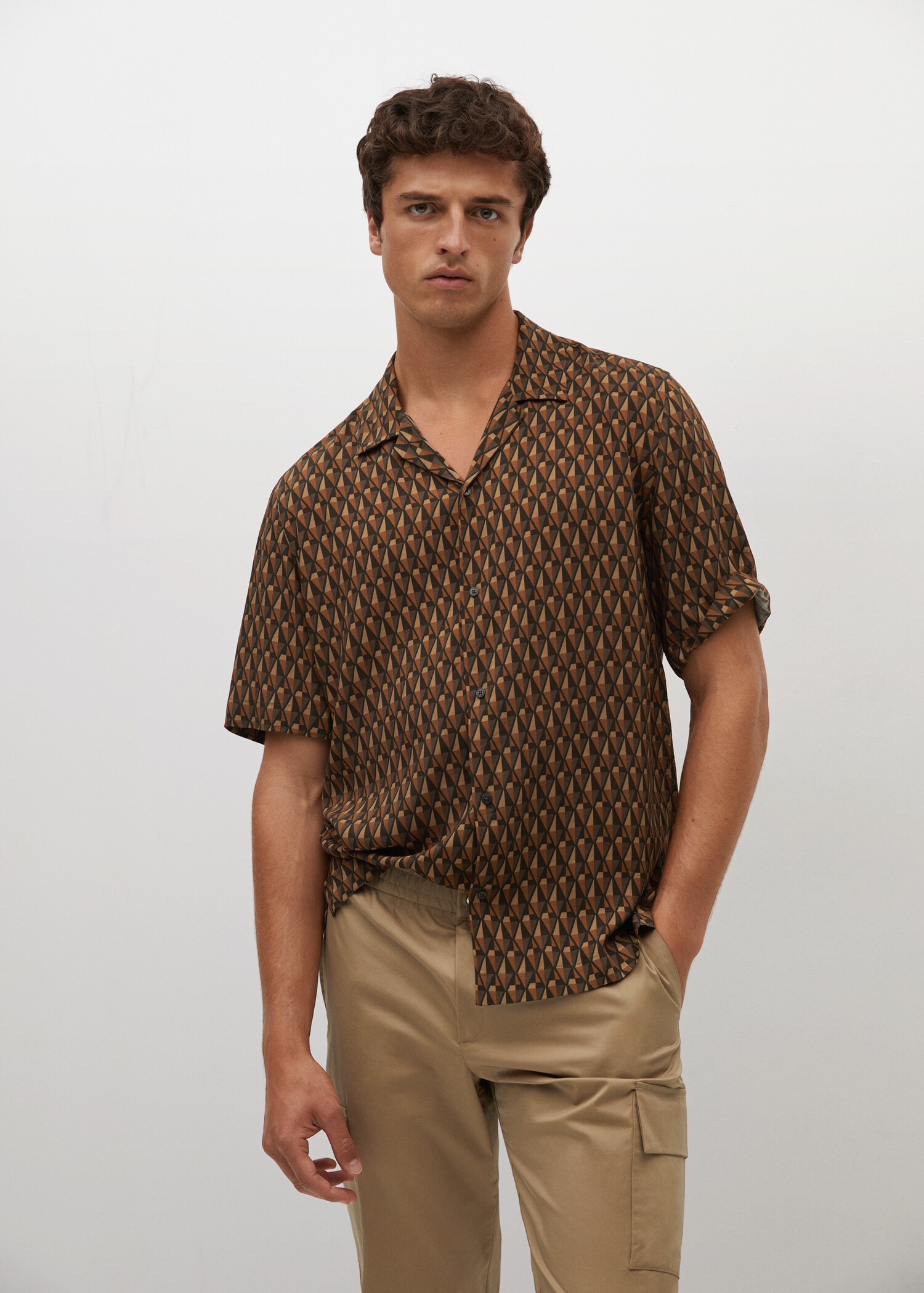 Camisa regular fit lino fluida - Plano medio